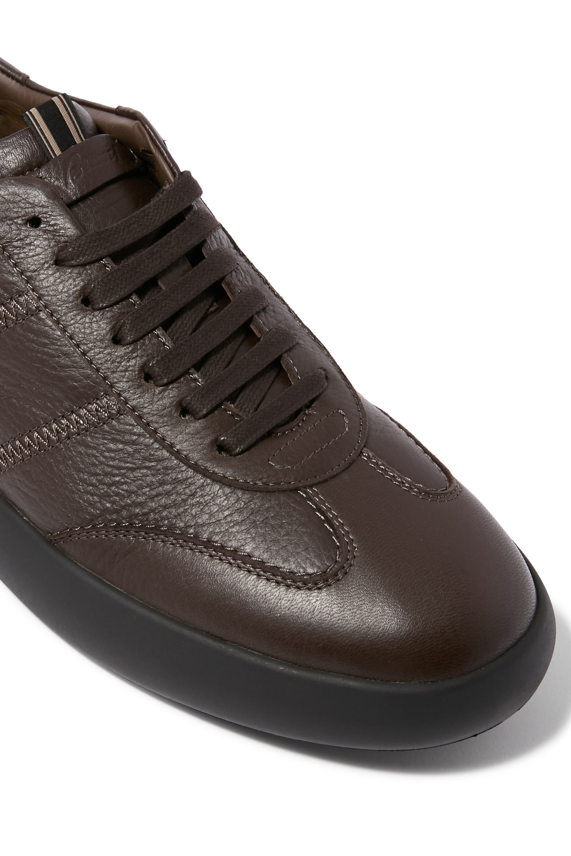 سنيكرز نيو كاسيت