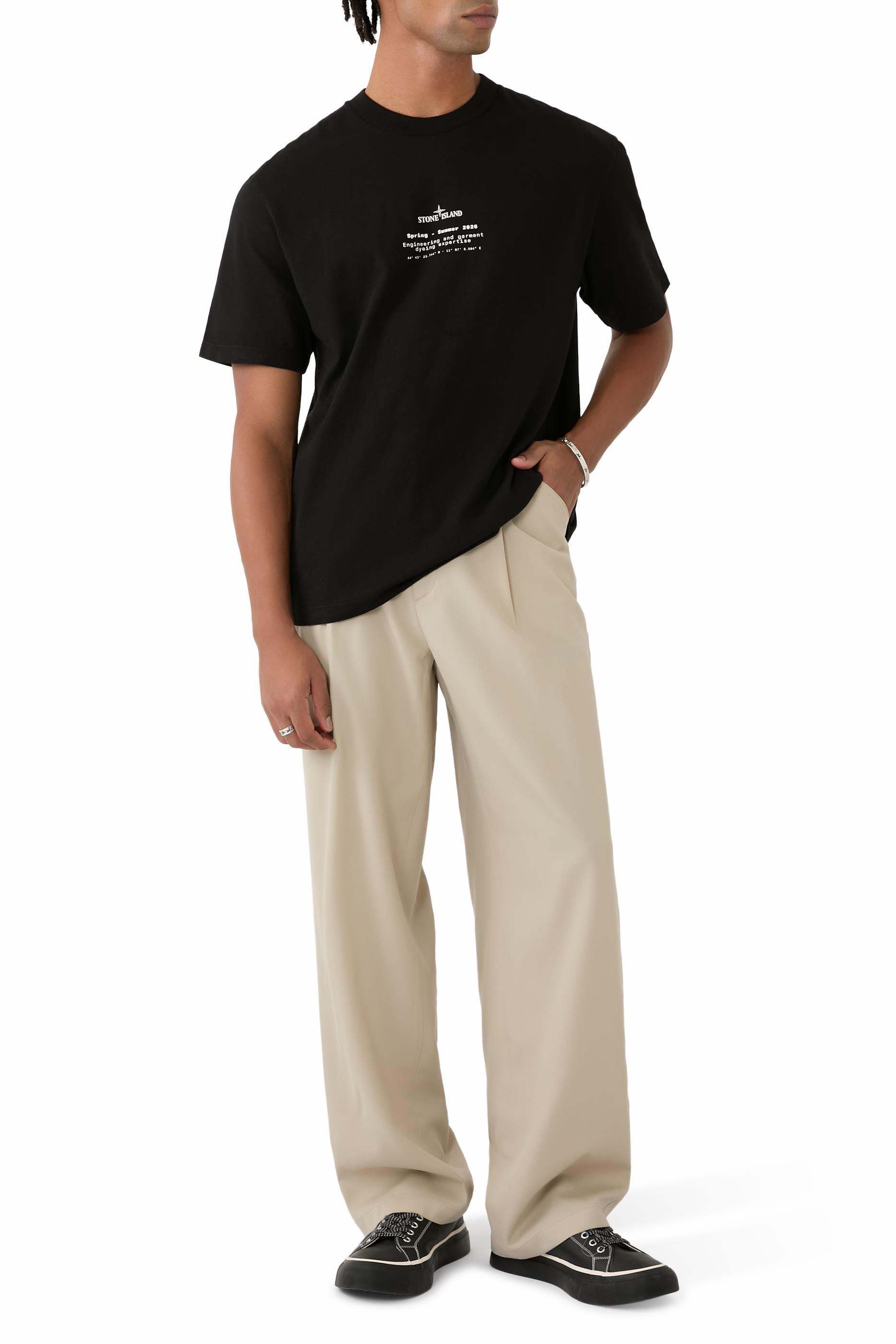 تيشيرت بشعار الماركة قطن