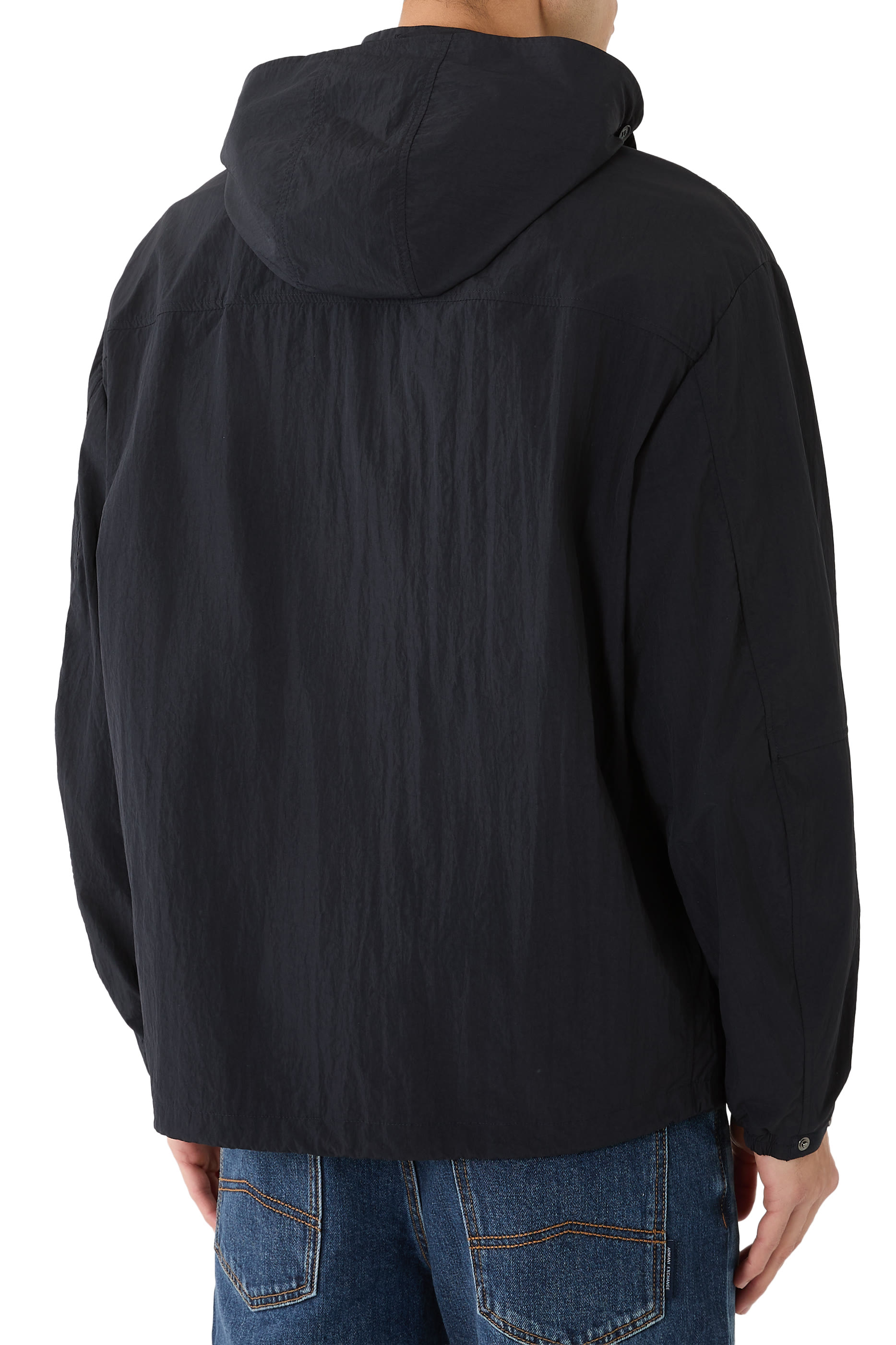 جاكيت بغطاء رأس بشعار الماركة