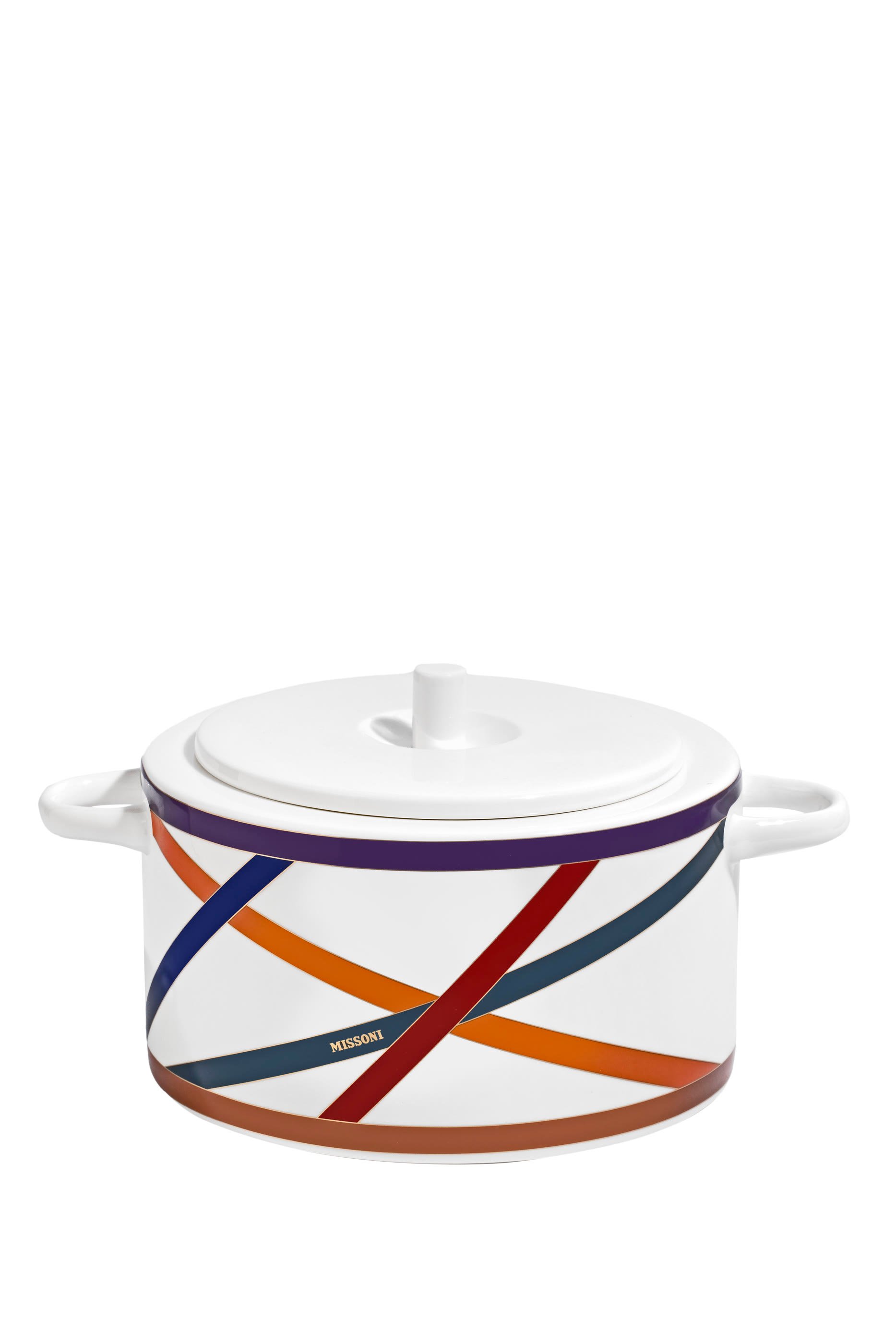 وعاء شوربة ناستري