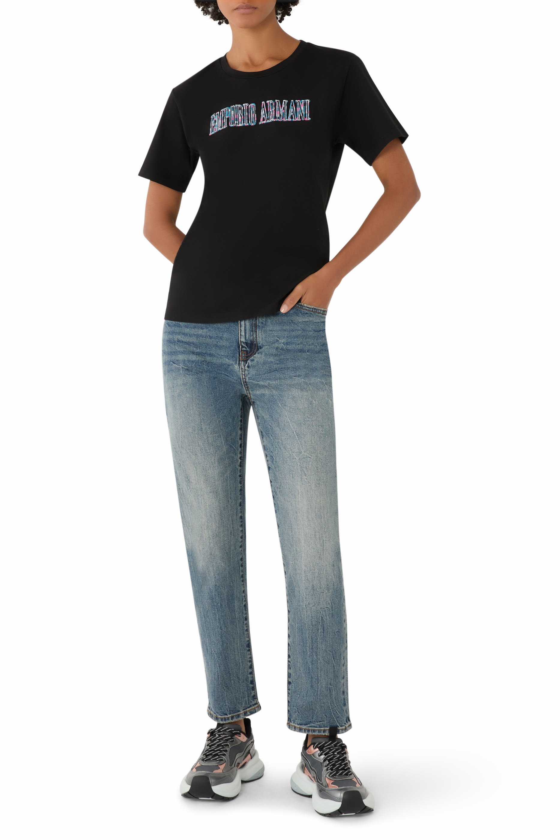 تيشيرت بشعار الماركة جيرسيه أي أس في عضوي