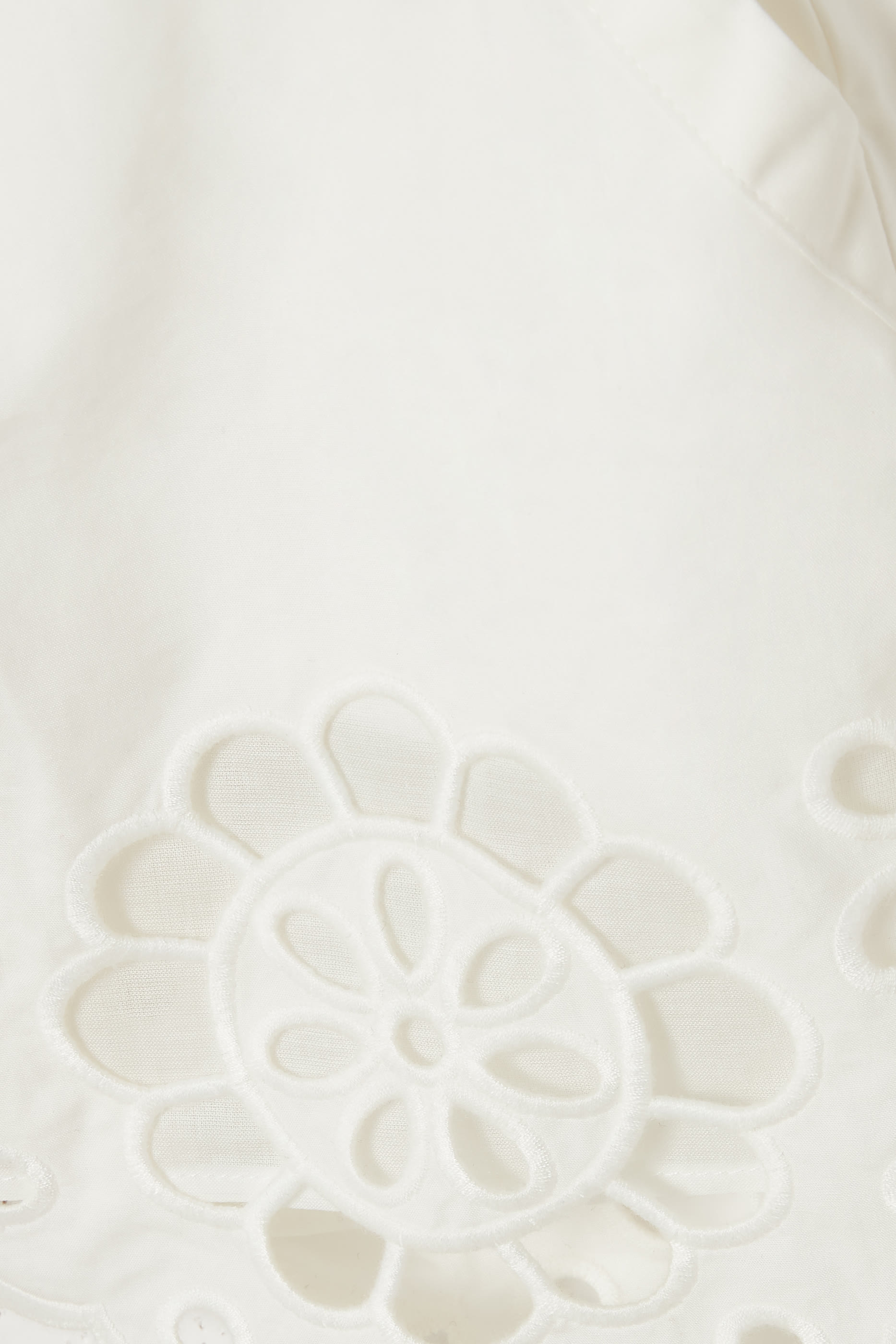 شورت أوايكن بتطريزات للأطفال