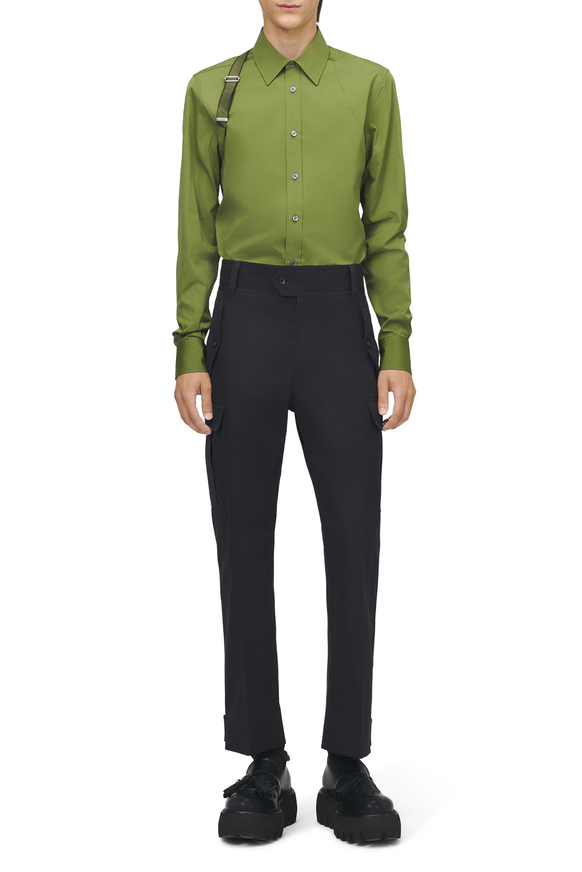 قميص بشريط محفور بشعار الماركة