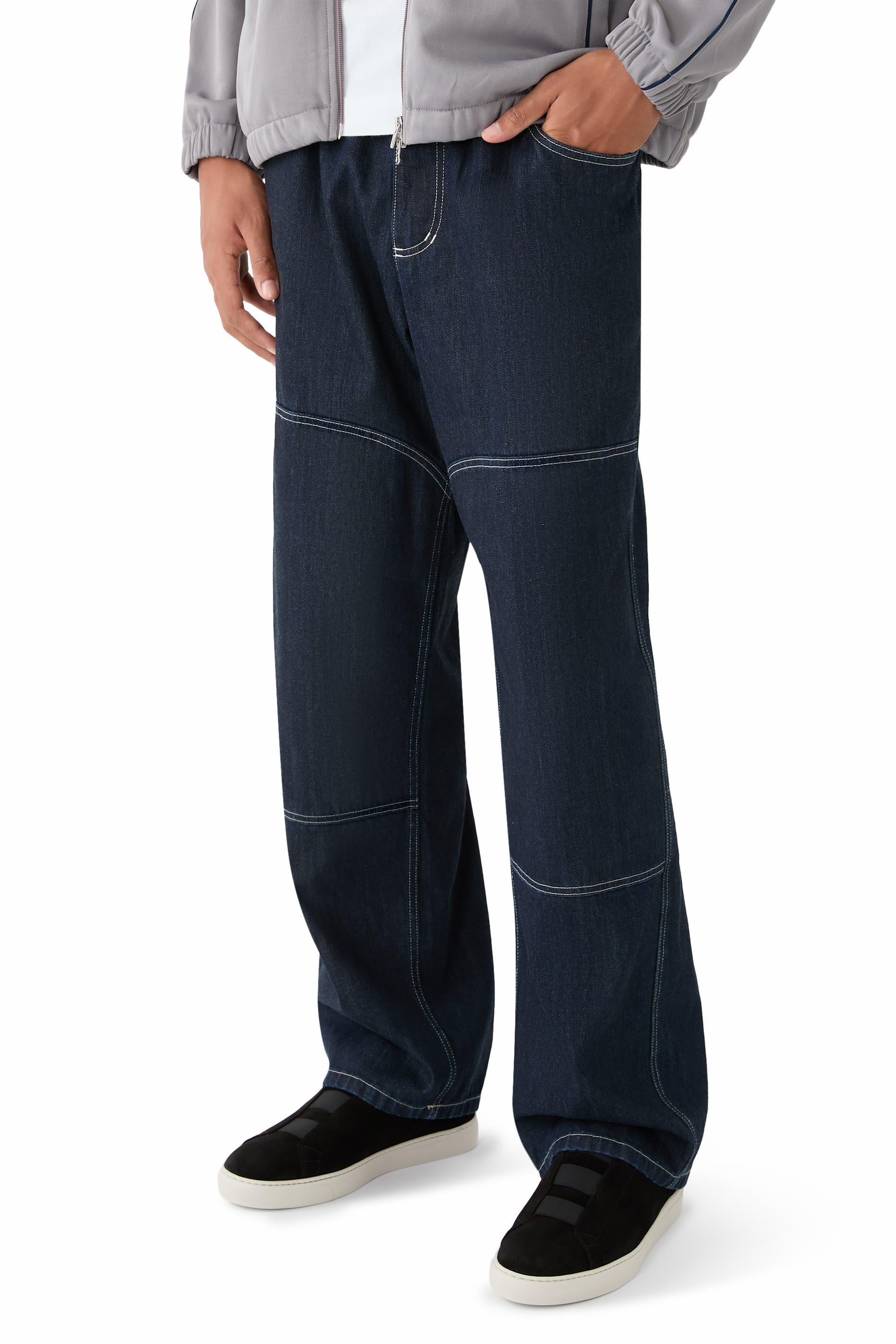 سنيكرز بثلاثة أحزمة