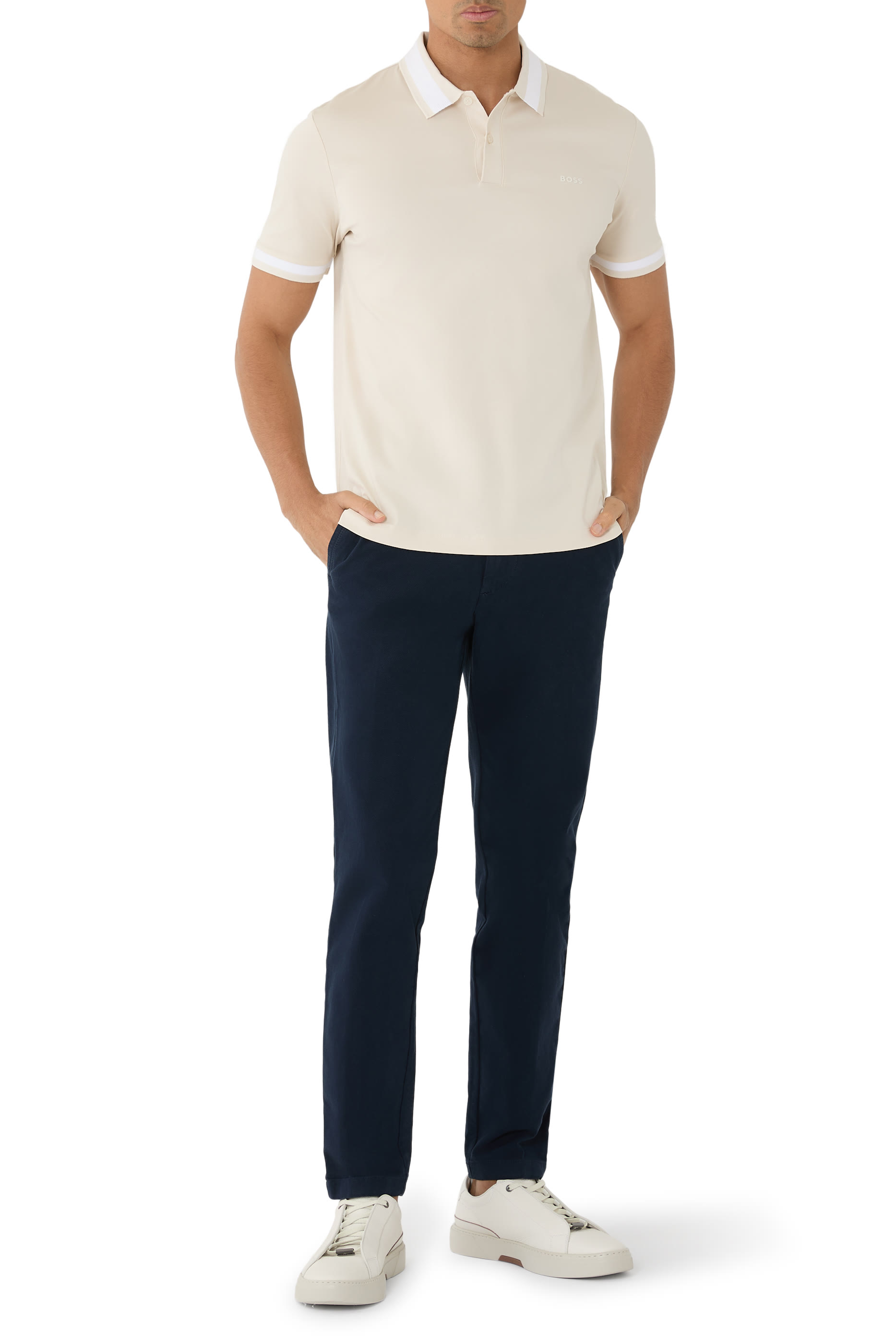 بنطال بقصة ضيقة