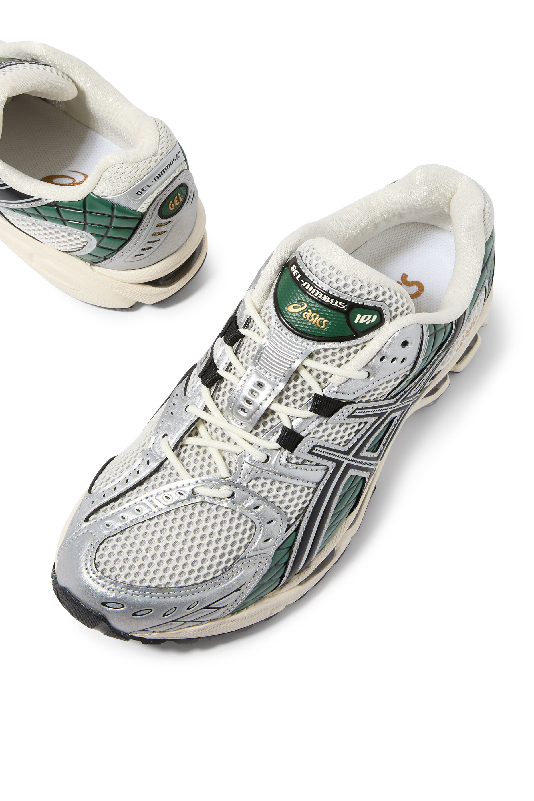 سنيكرز جل نيمبوس 10.1