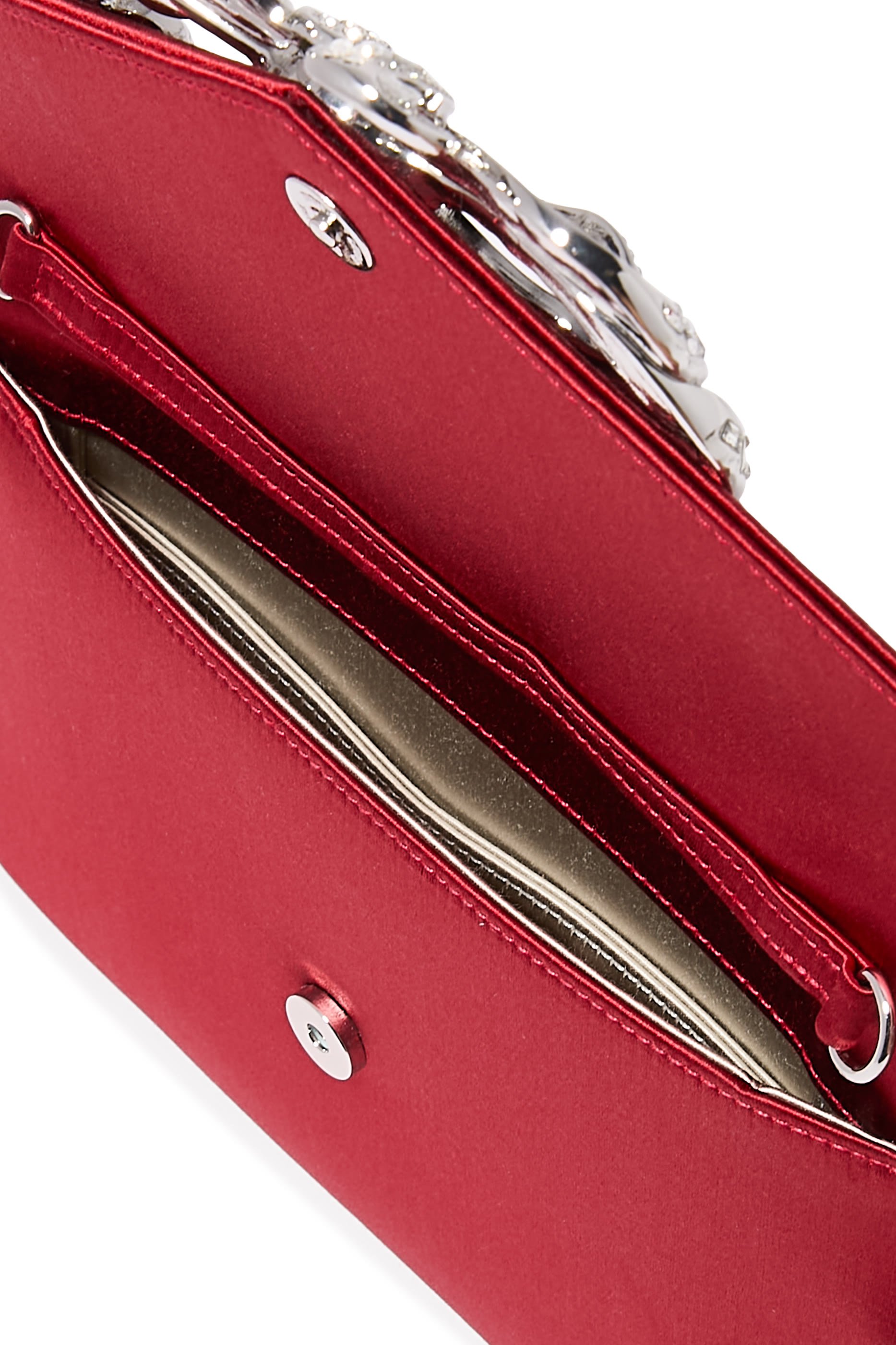 كلاتش بتصميم ظرف مزين بتفاصيل ربطة فيونكة ساتان