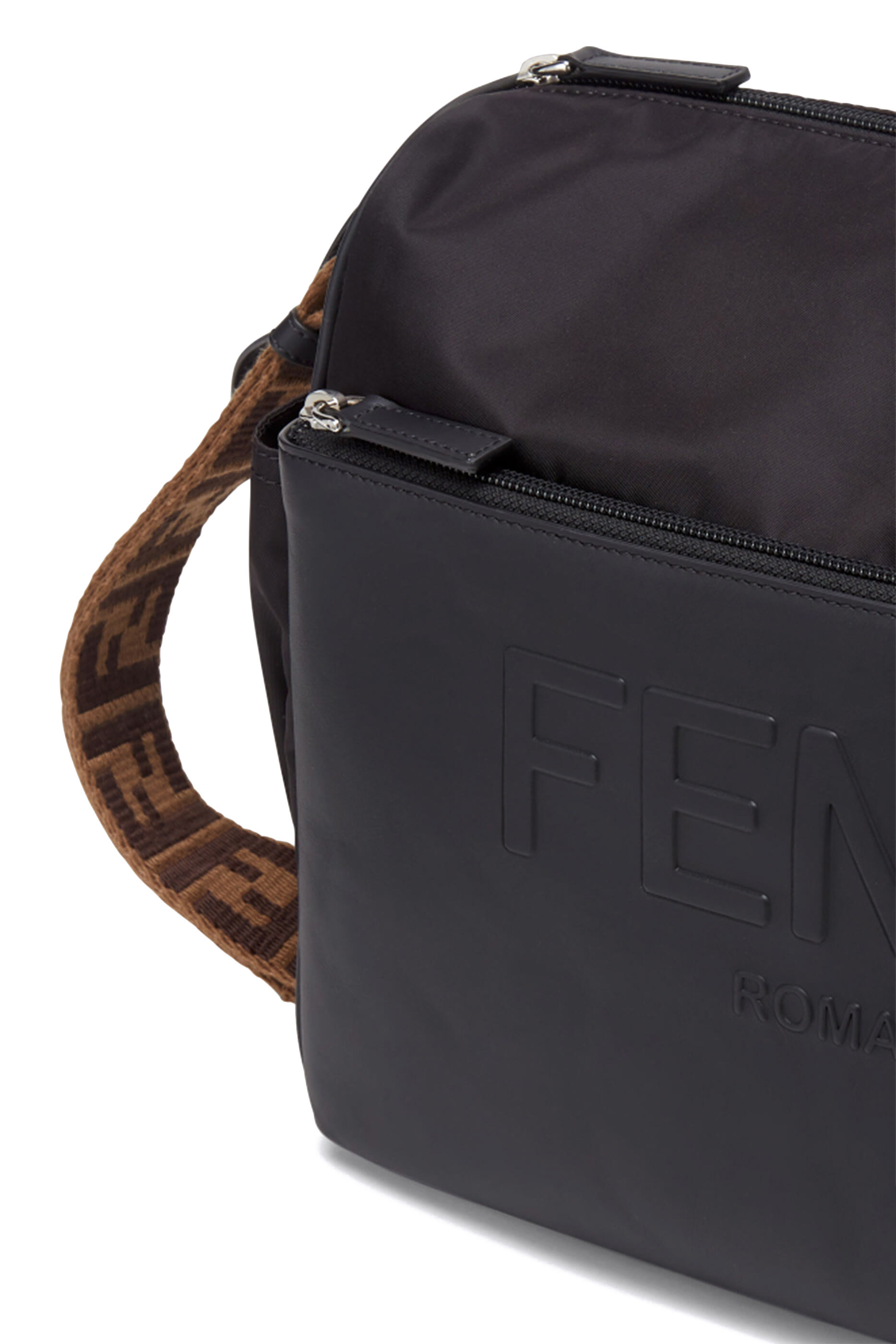 حقيبة مستلزمات أطفال نايلون وجلد