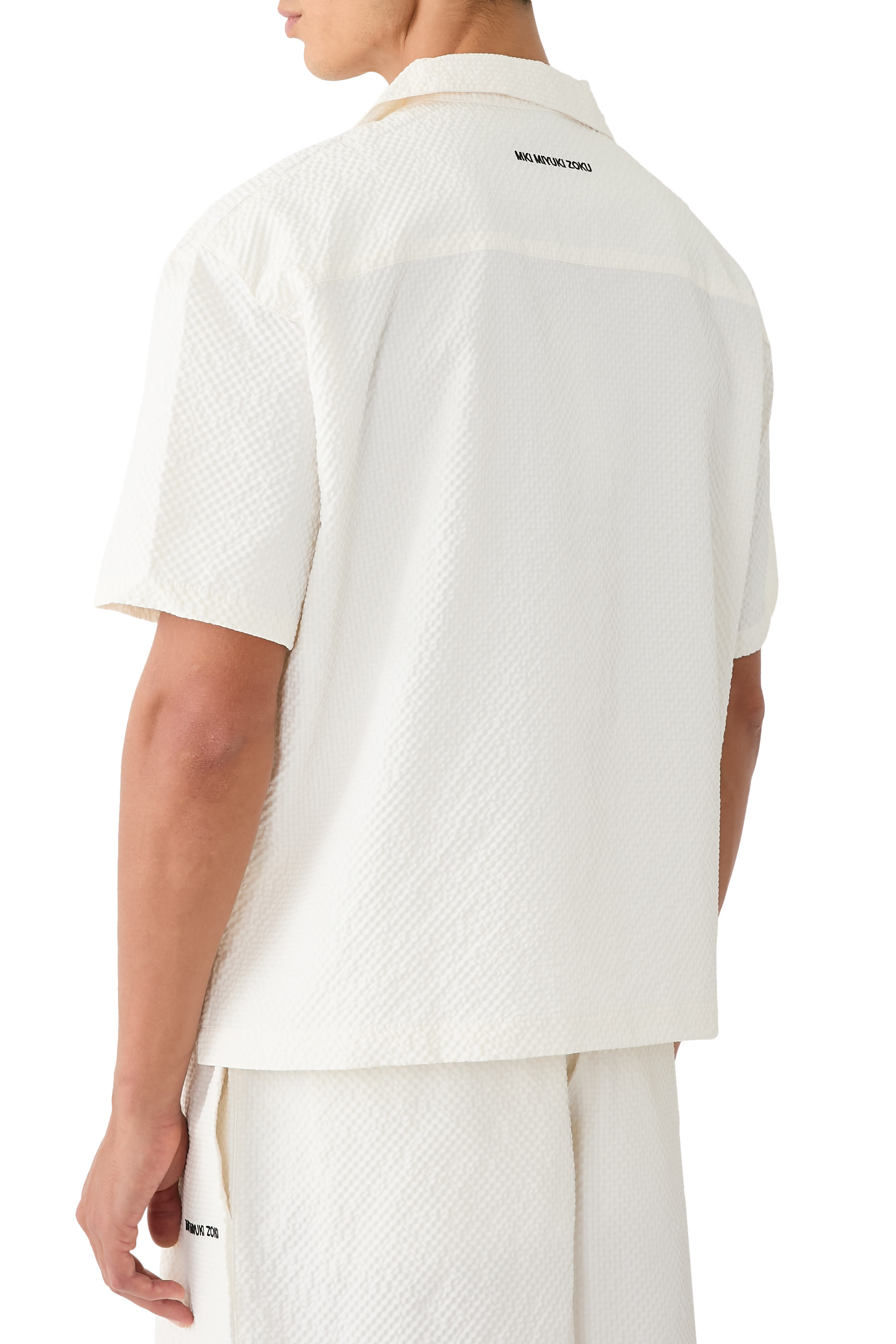 قميص سيرساكر فيكيشن