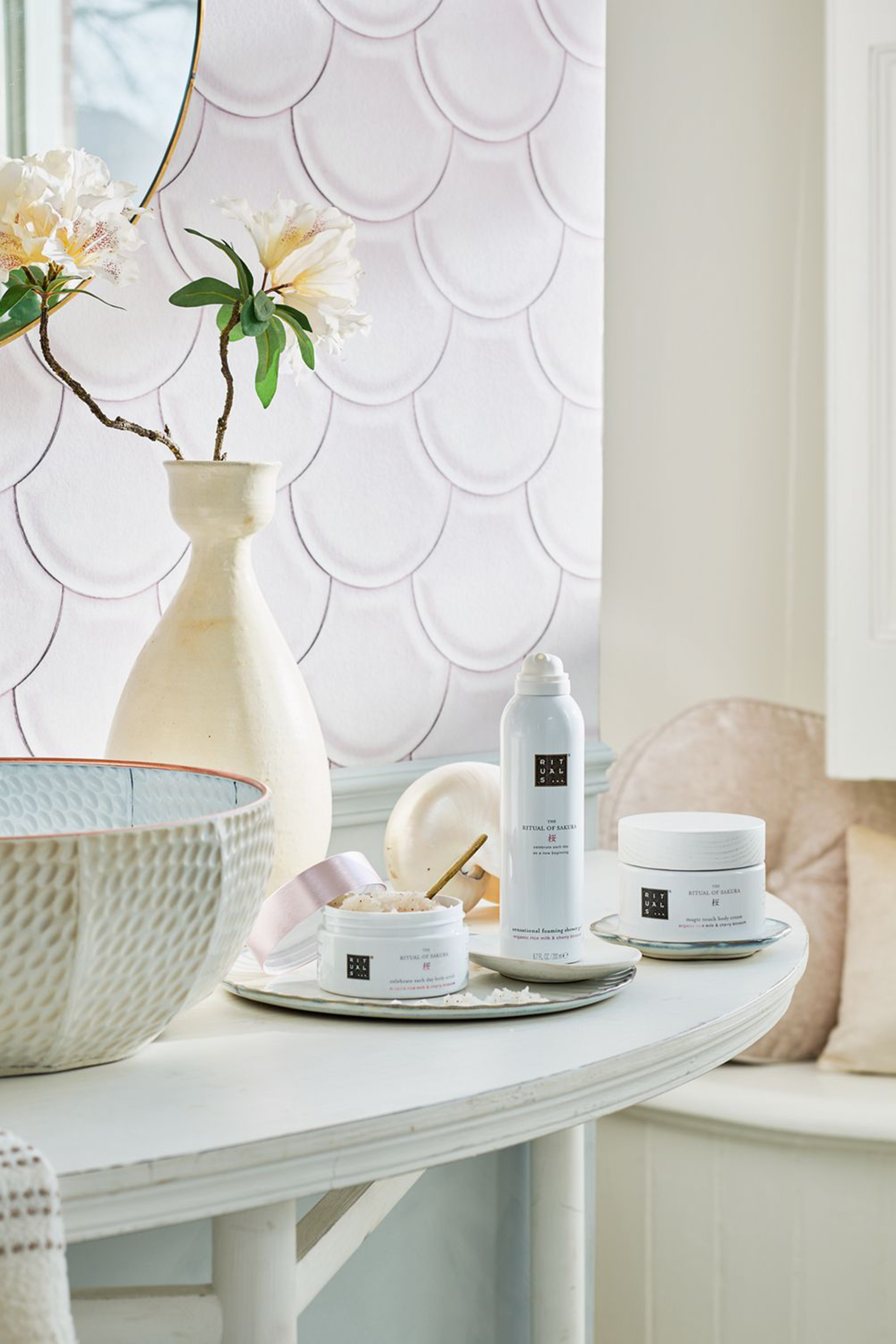 مقشر الجسم ذا ريتيوال أوف ساكورا، 250 غرام