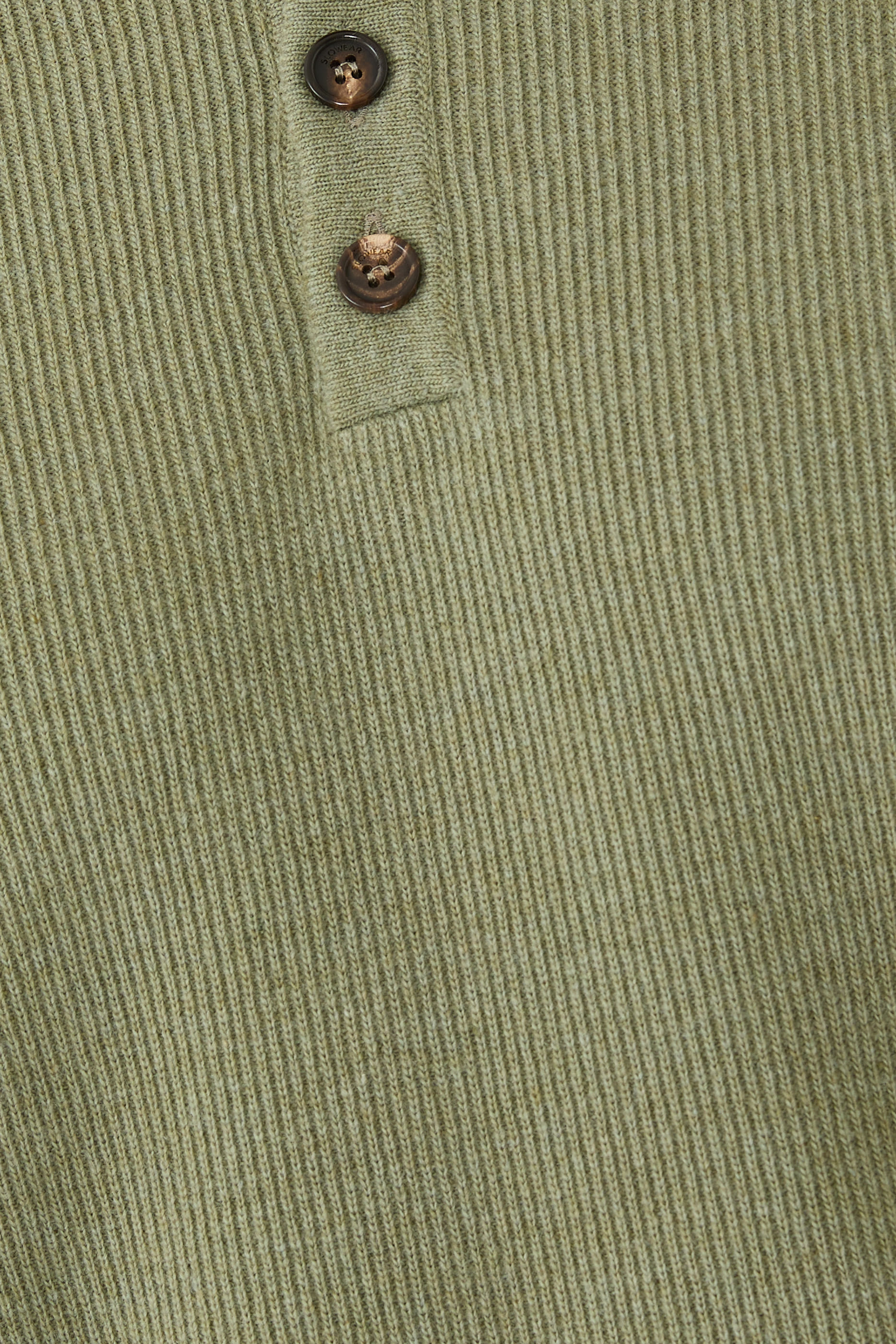 كنزة زانون بتصميم مضلع