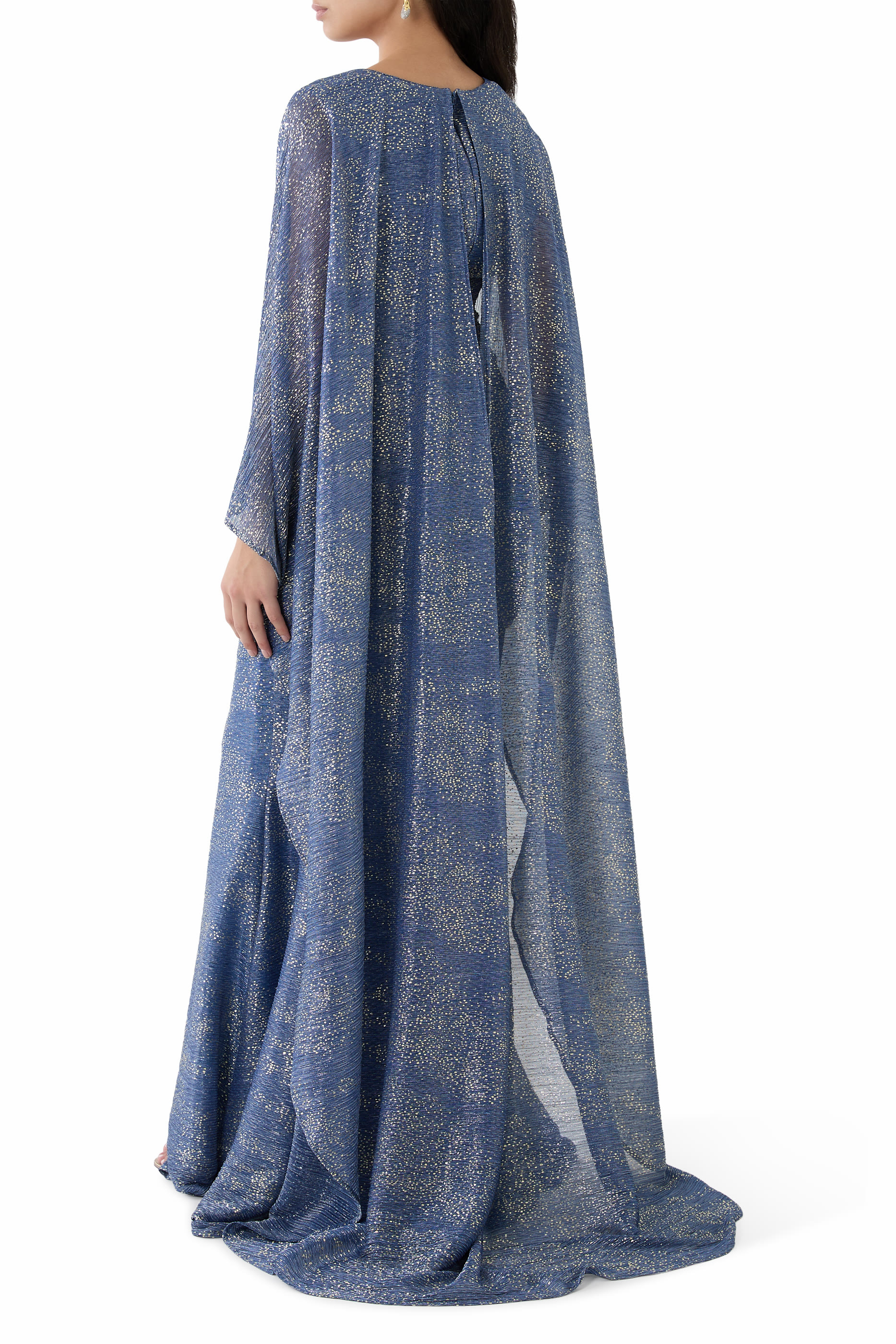 فستان طويل بكاب