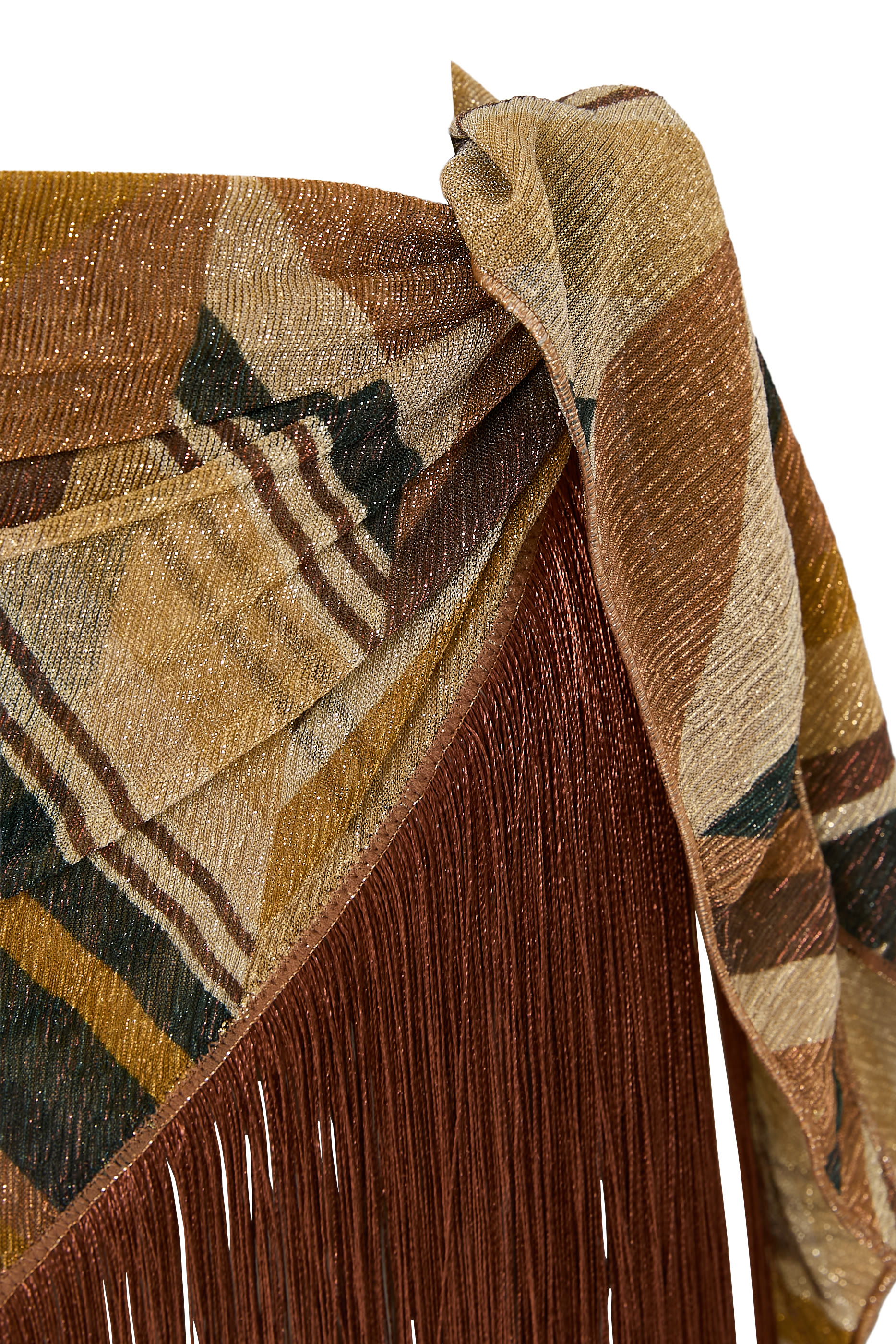 باريو بشرابات ونقشة خطوط متعرجة لوركس