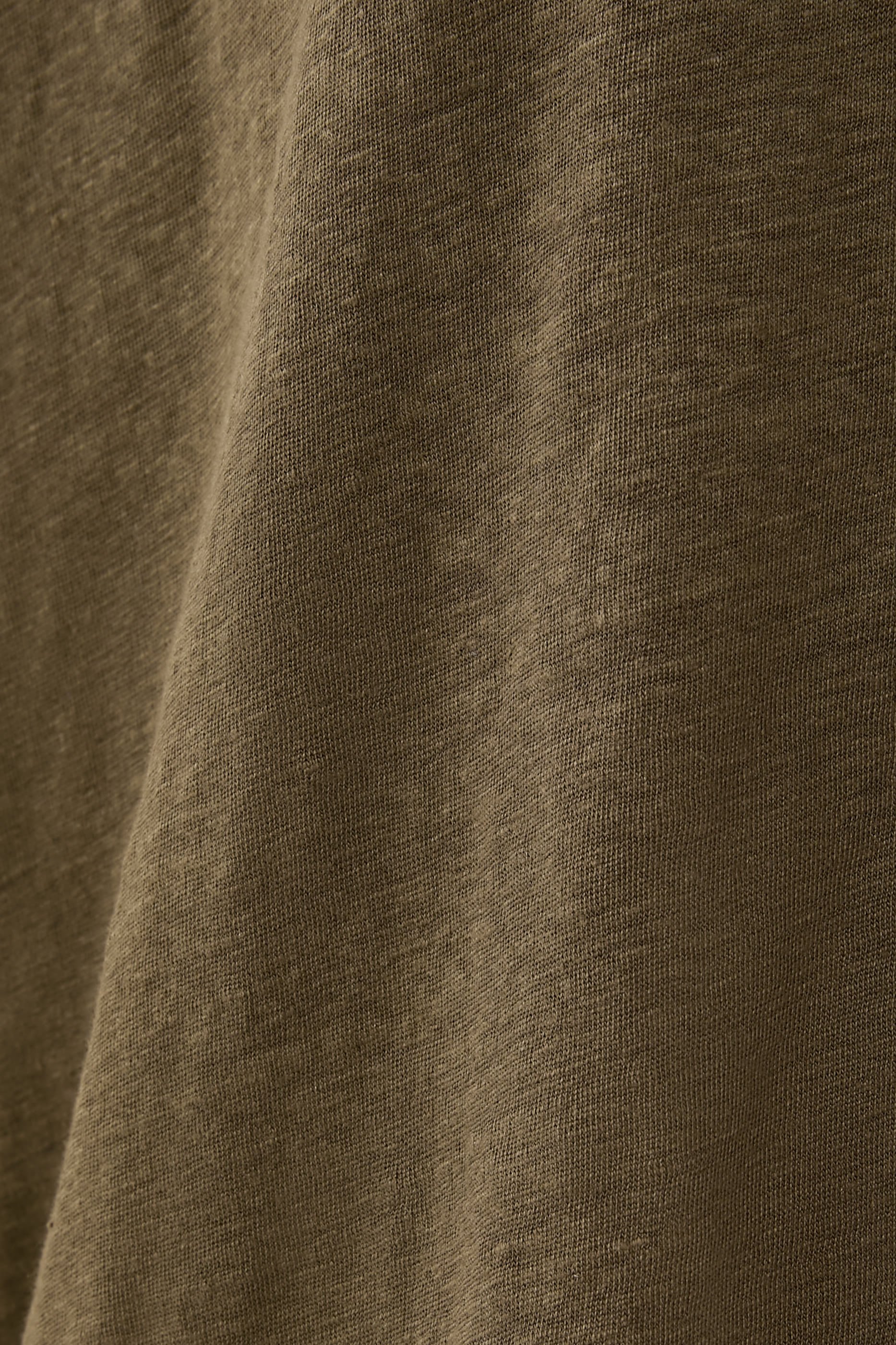 تيشيرت بياقة V كتان جيرسيه عضوي