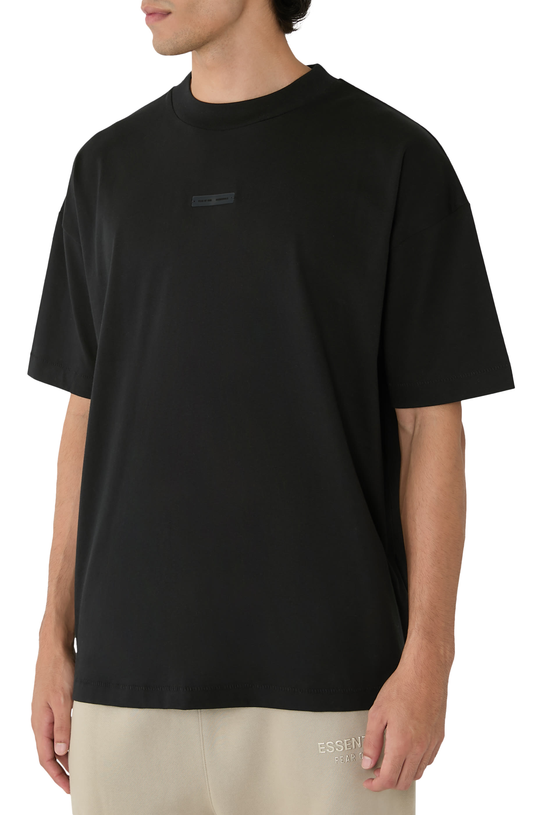 تيشيرت مزين بشعار الماركة