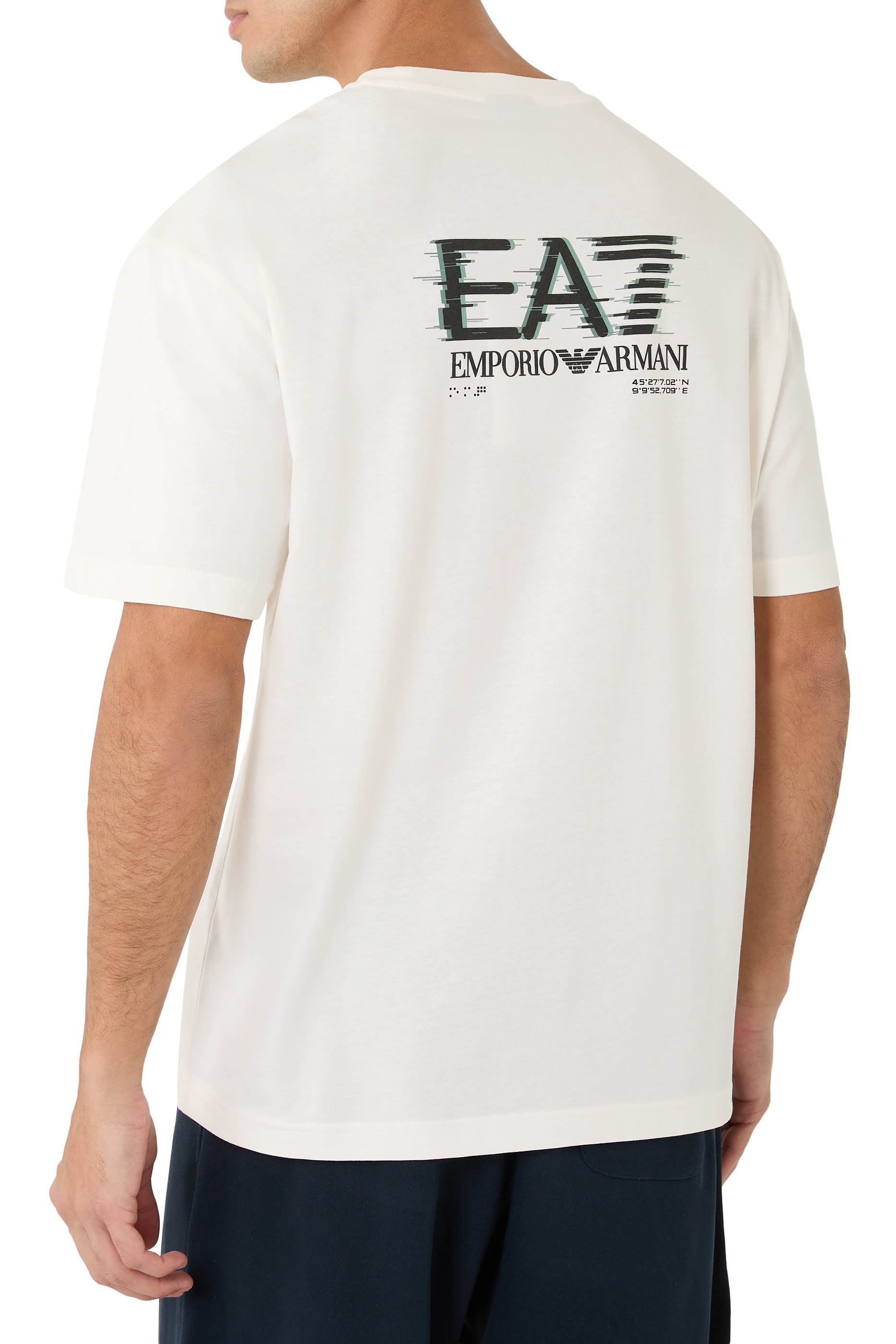 تيشيرت بقصة عادية