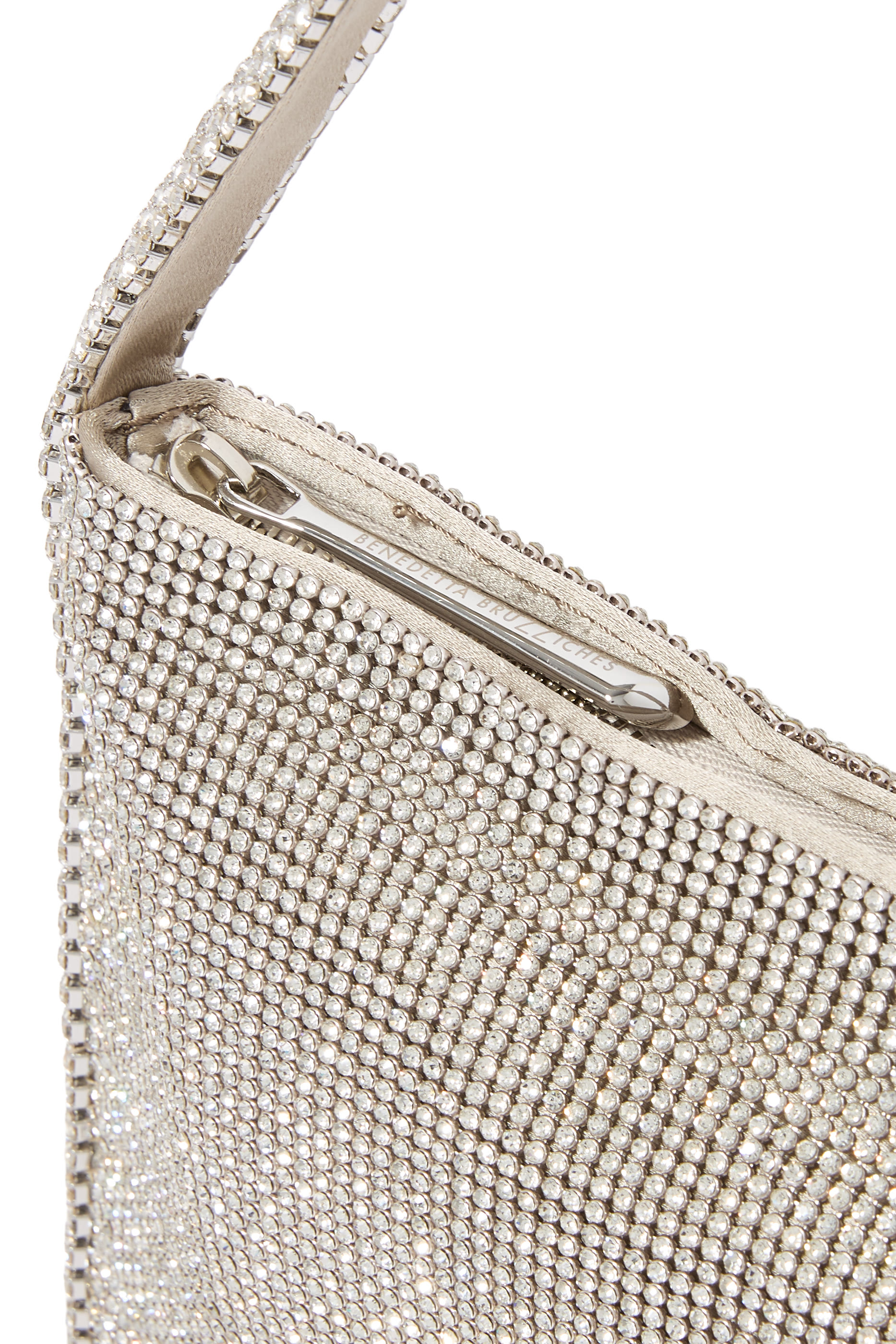 كلاتش يور بيست فرند لا جراند