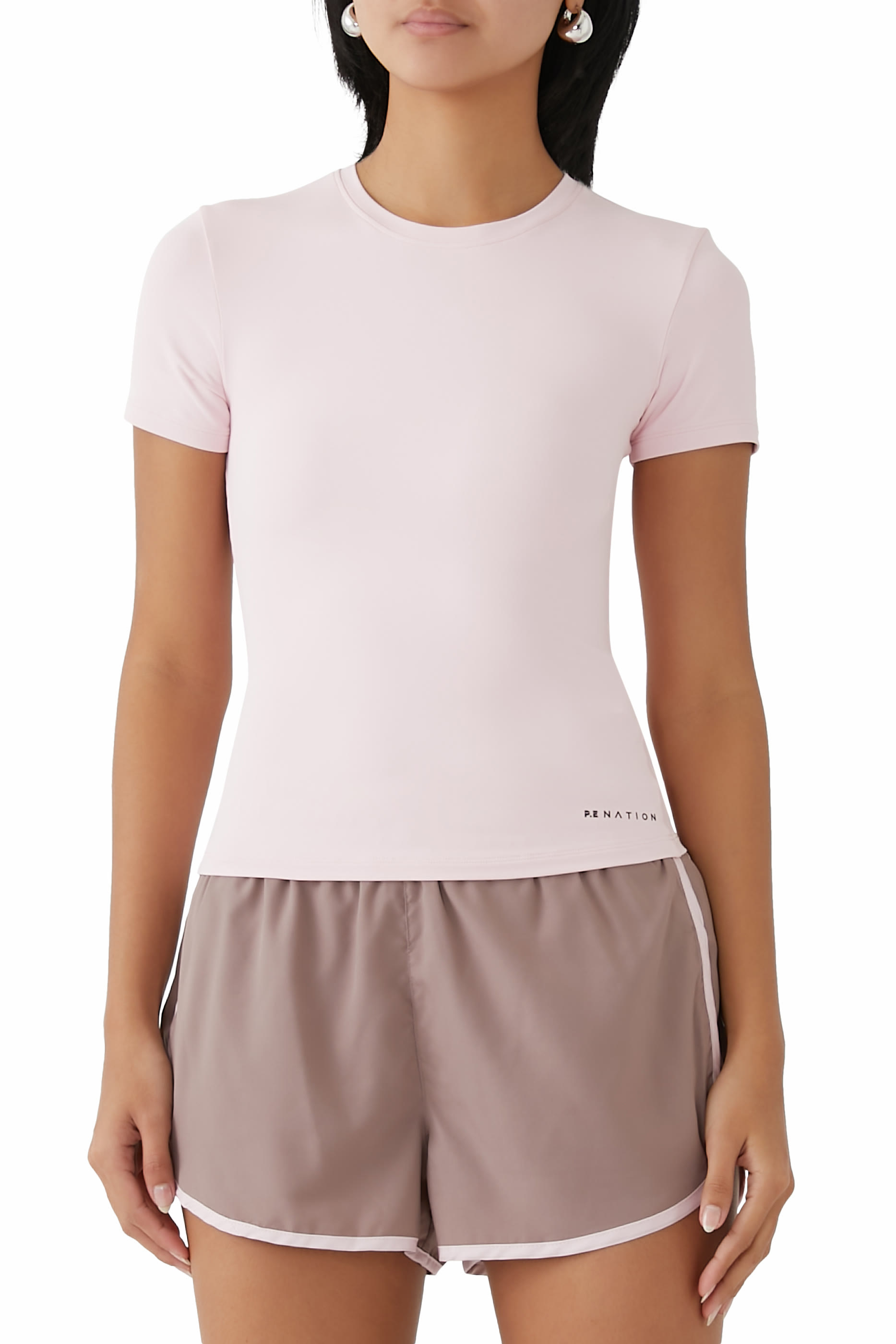 تيشيرت فاونديشن بأكمام قصيرة