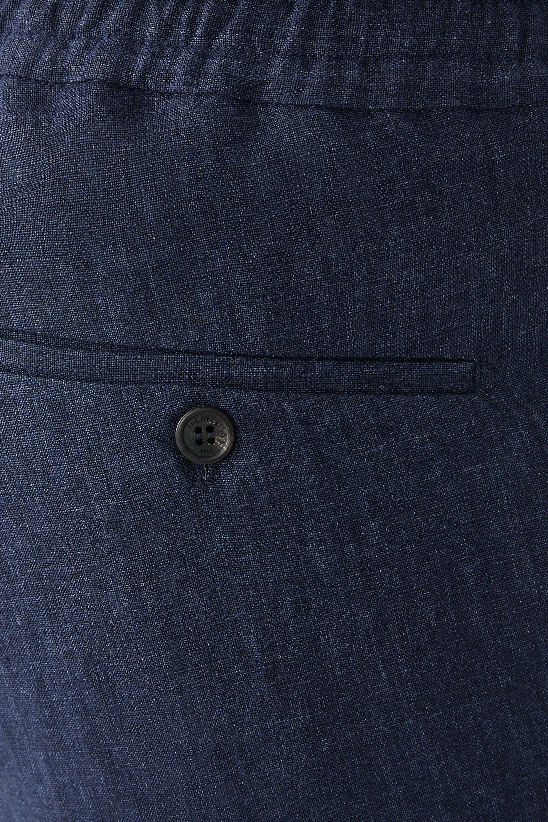 بنطال سير ساكر اينوتكس بقصة ضيقة من الأسفل صوف