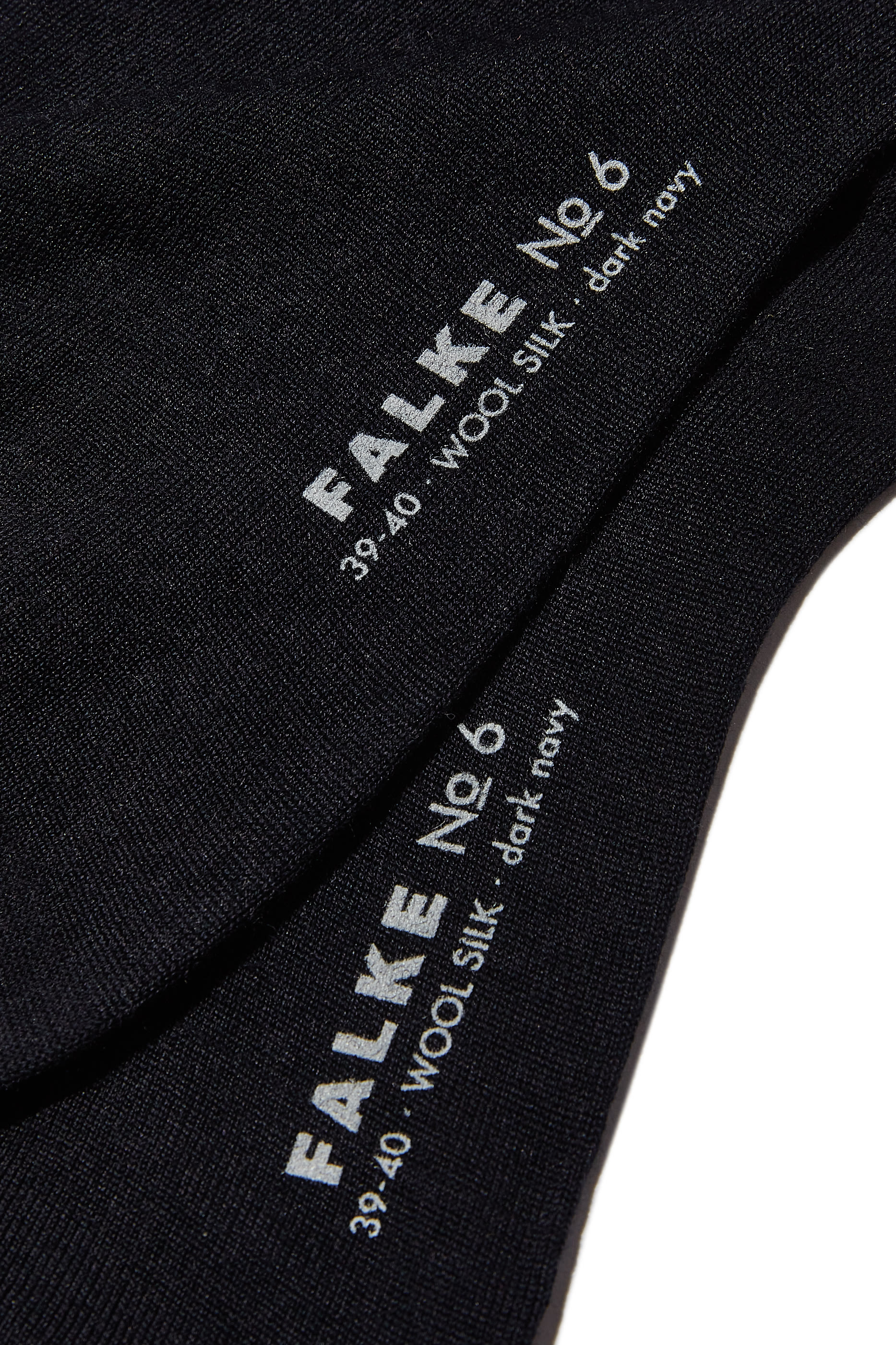 جوارب من مزيج حرير وصوف مارينو