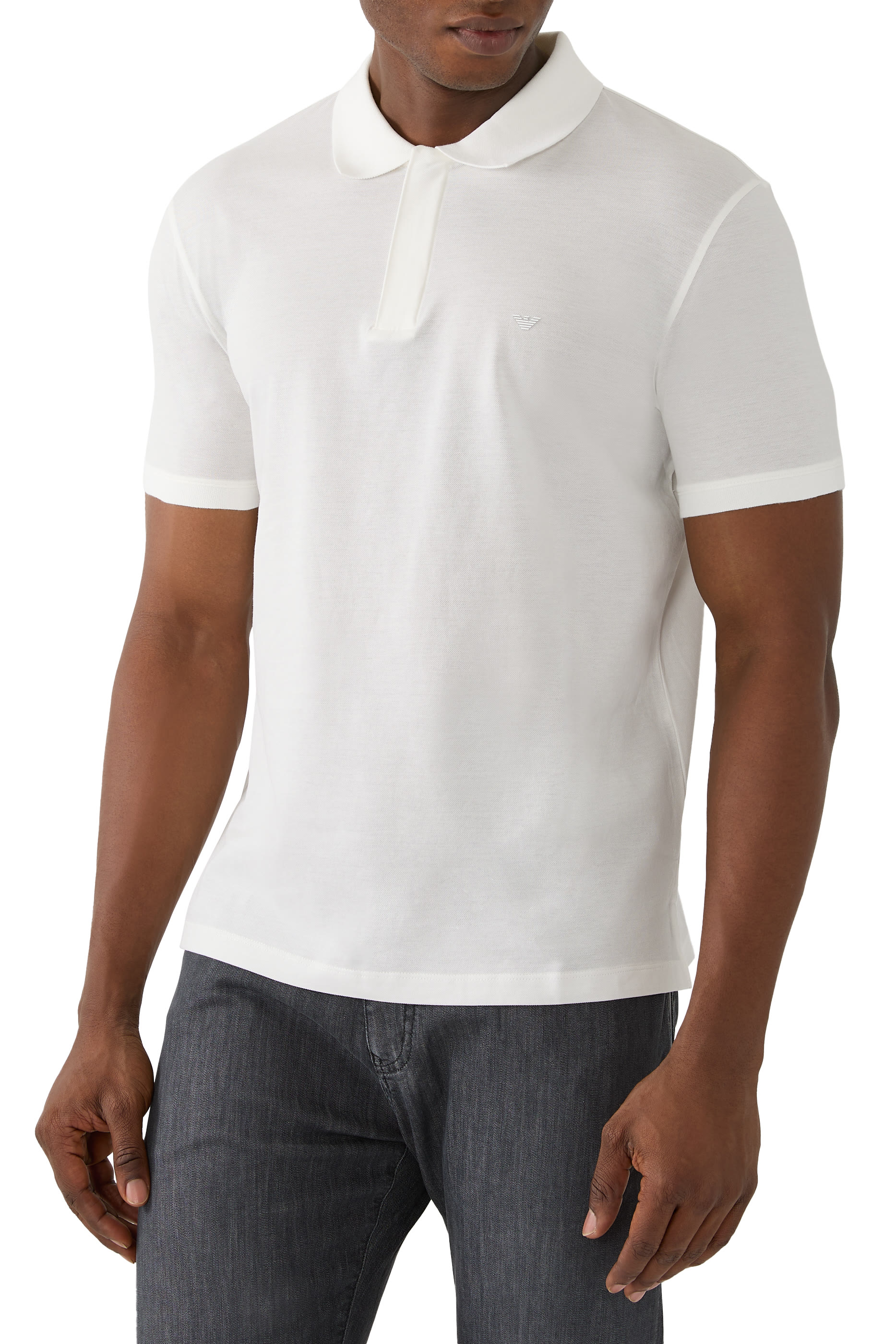 قميص بولو بشعار الماركة