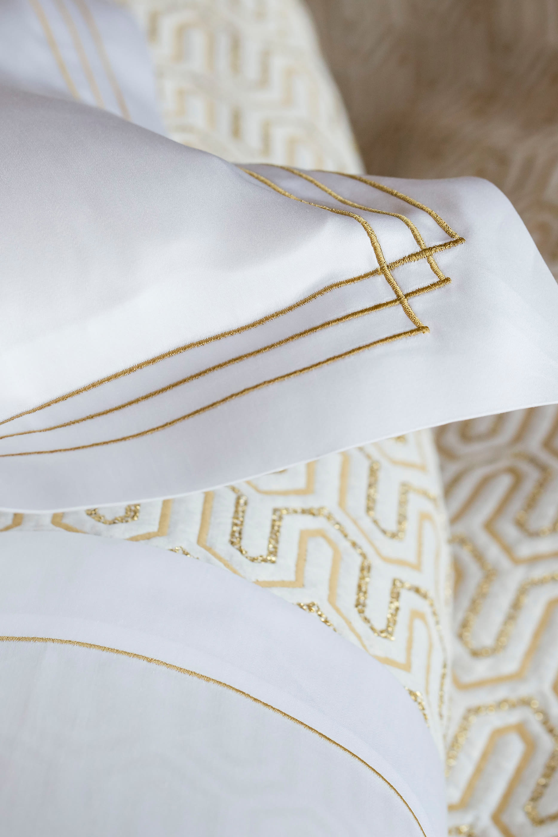 غطاء وسادة كوادرا