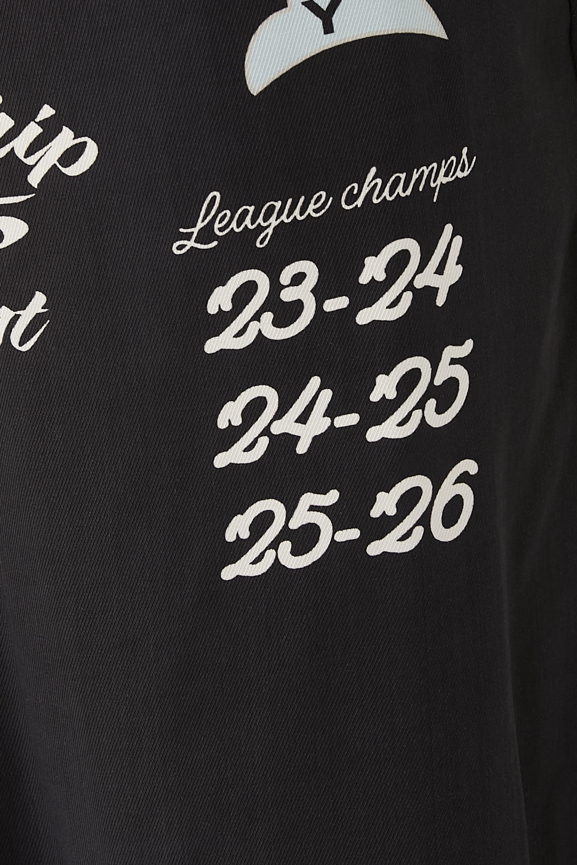 شورت برقع بتصميم جامعي