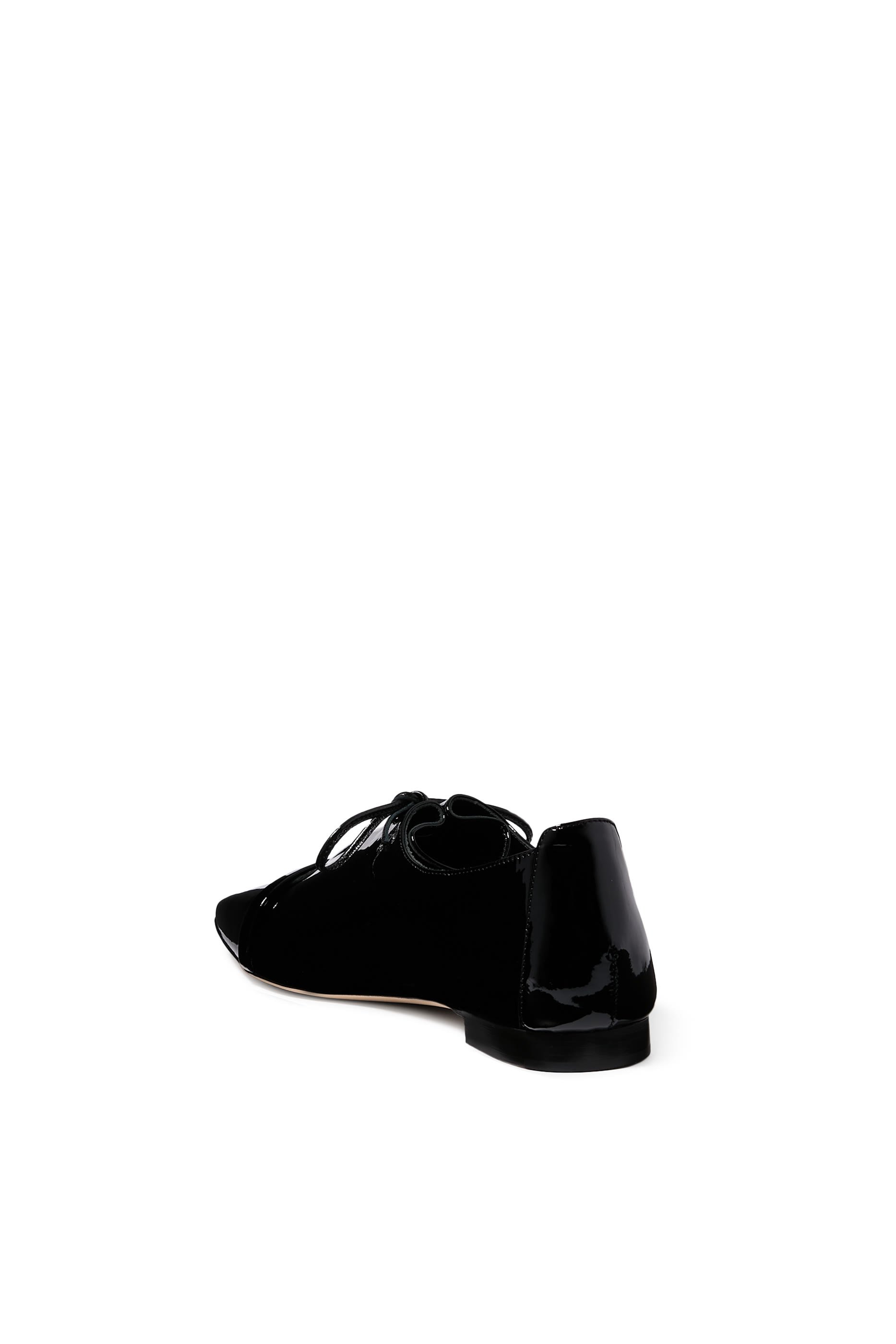 حذاء سهل الارتداء جلد