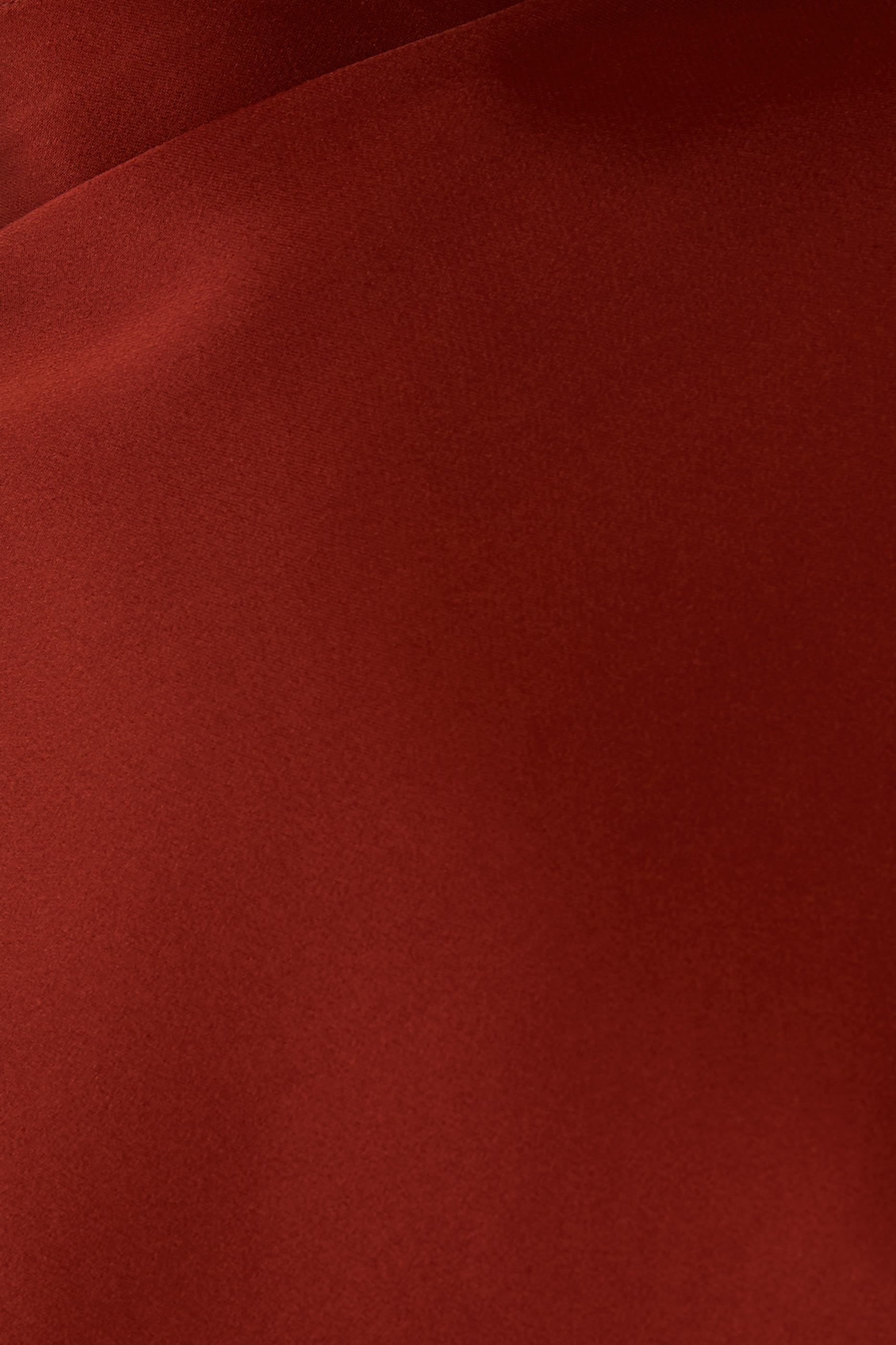 بلوزة بأكمام كاب ورباط ستان