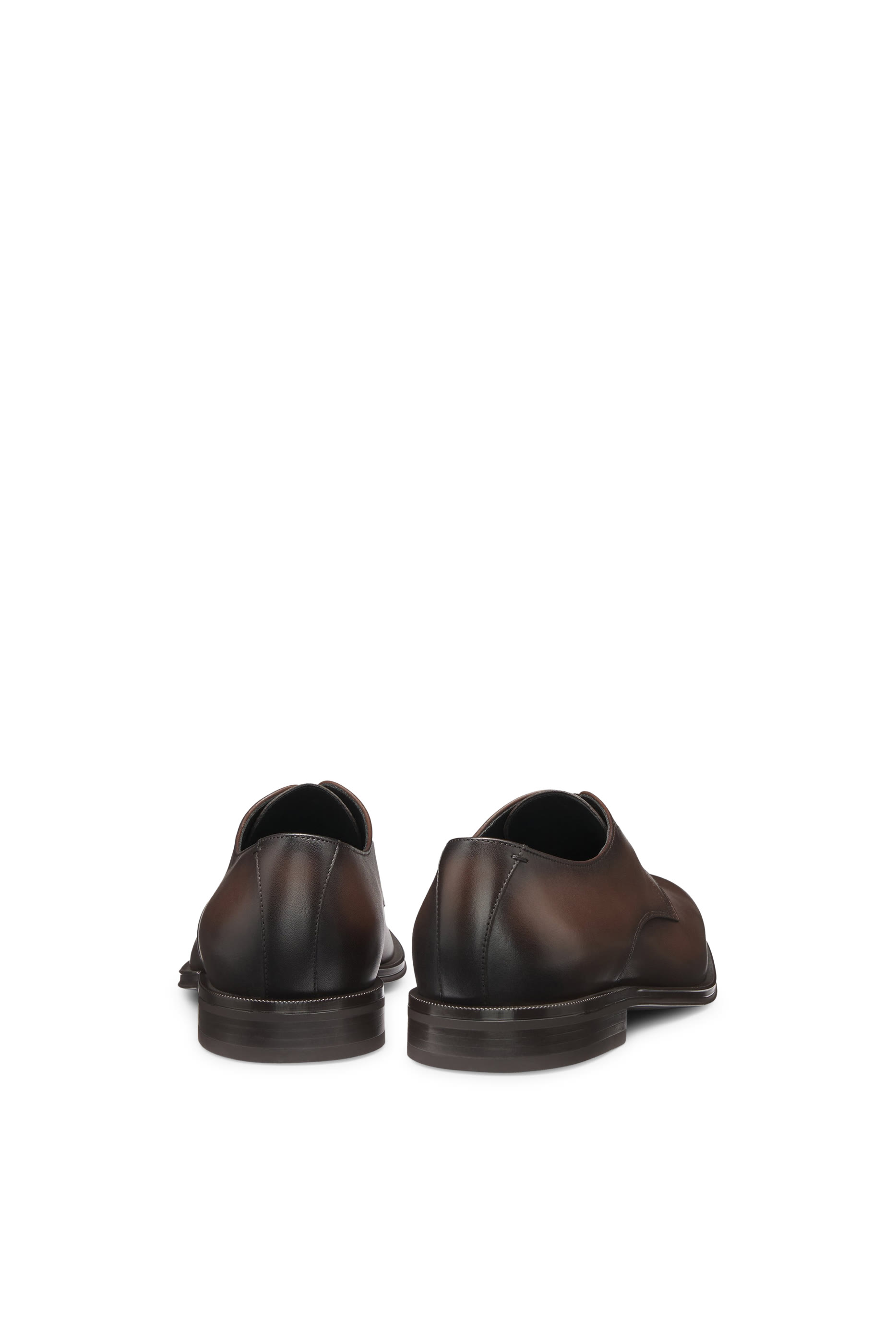 حذاء ديربي جلد