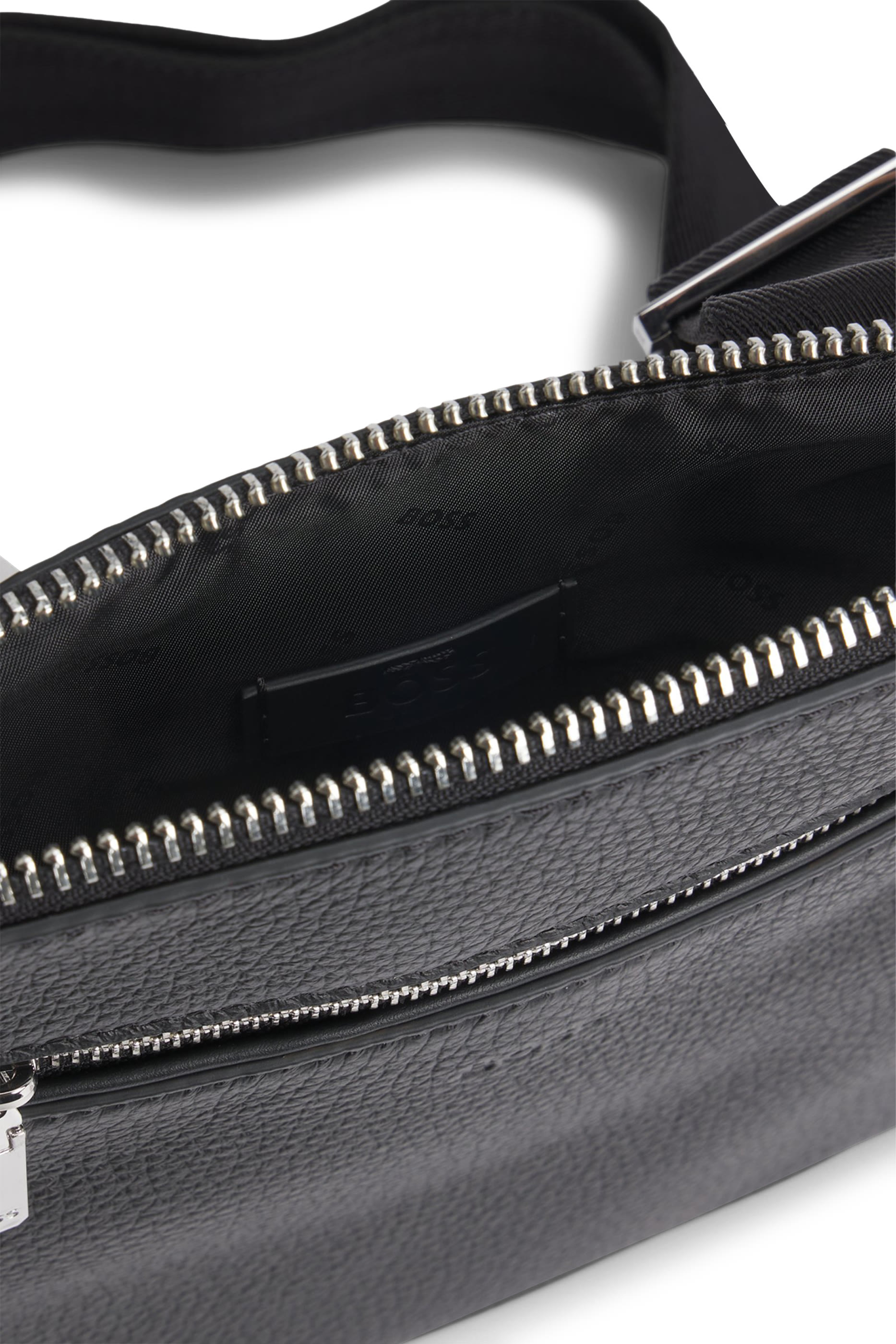 حقيبة نيو كروستاون كروس