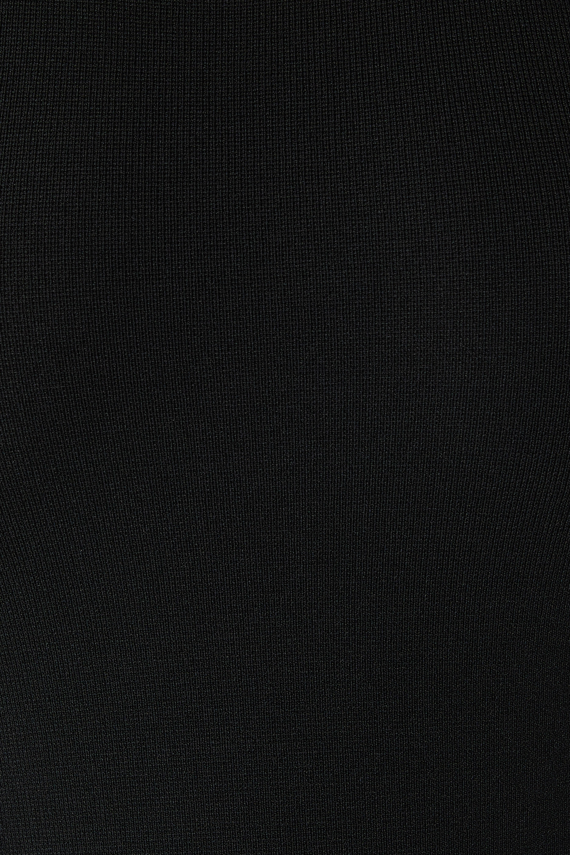 بودي سوت بقصة ضيقة