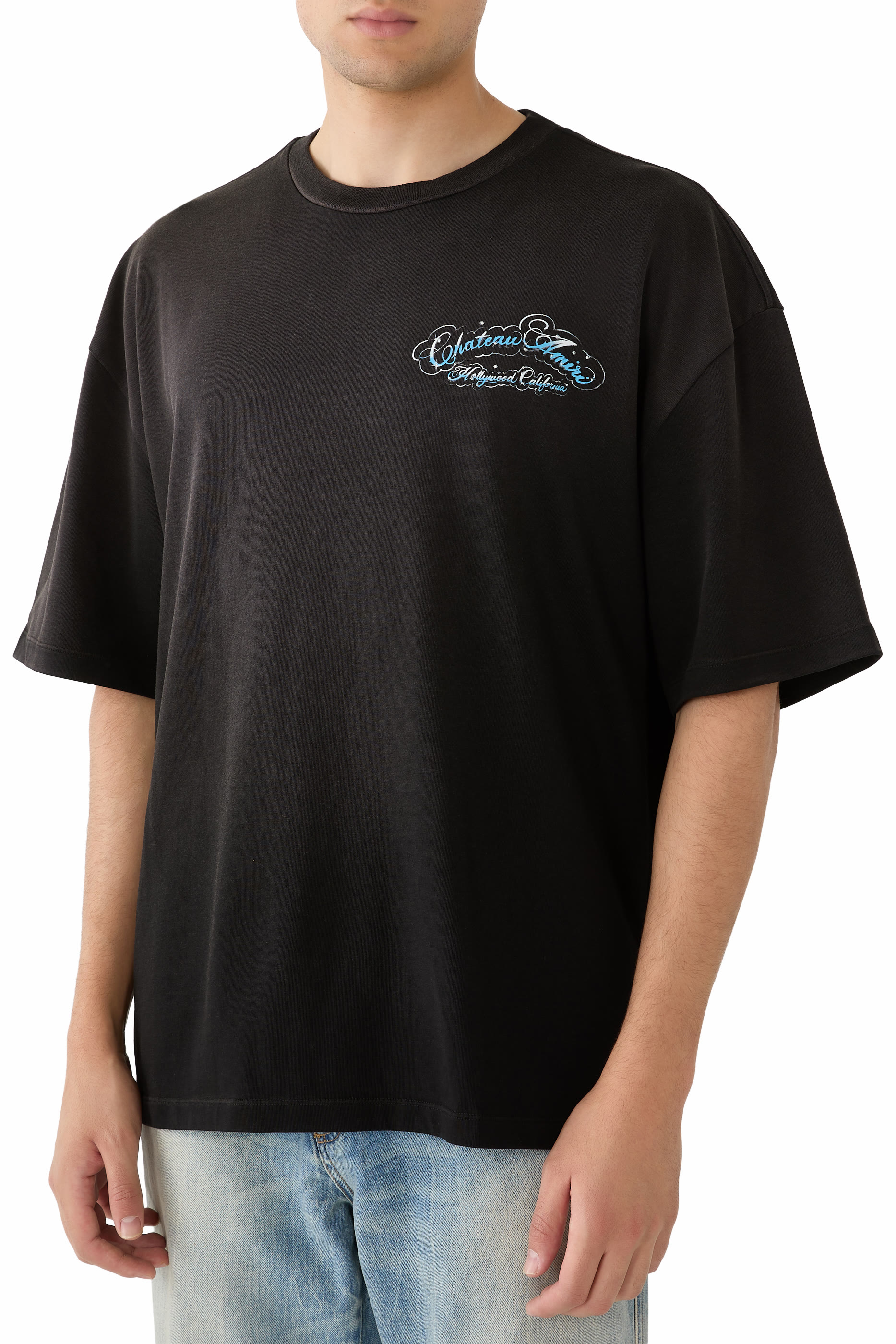 تيشيرت بقصة فضفاضة ونقشة شعار الماركة بكريستال