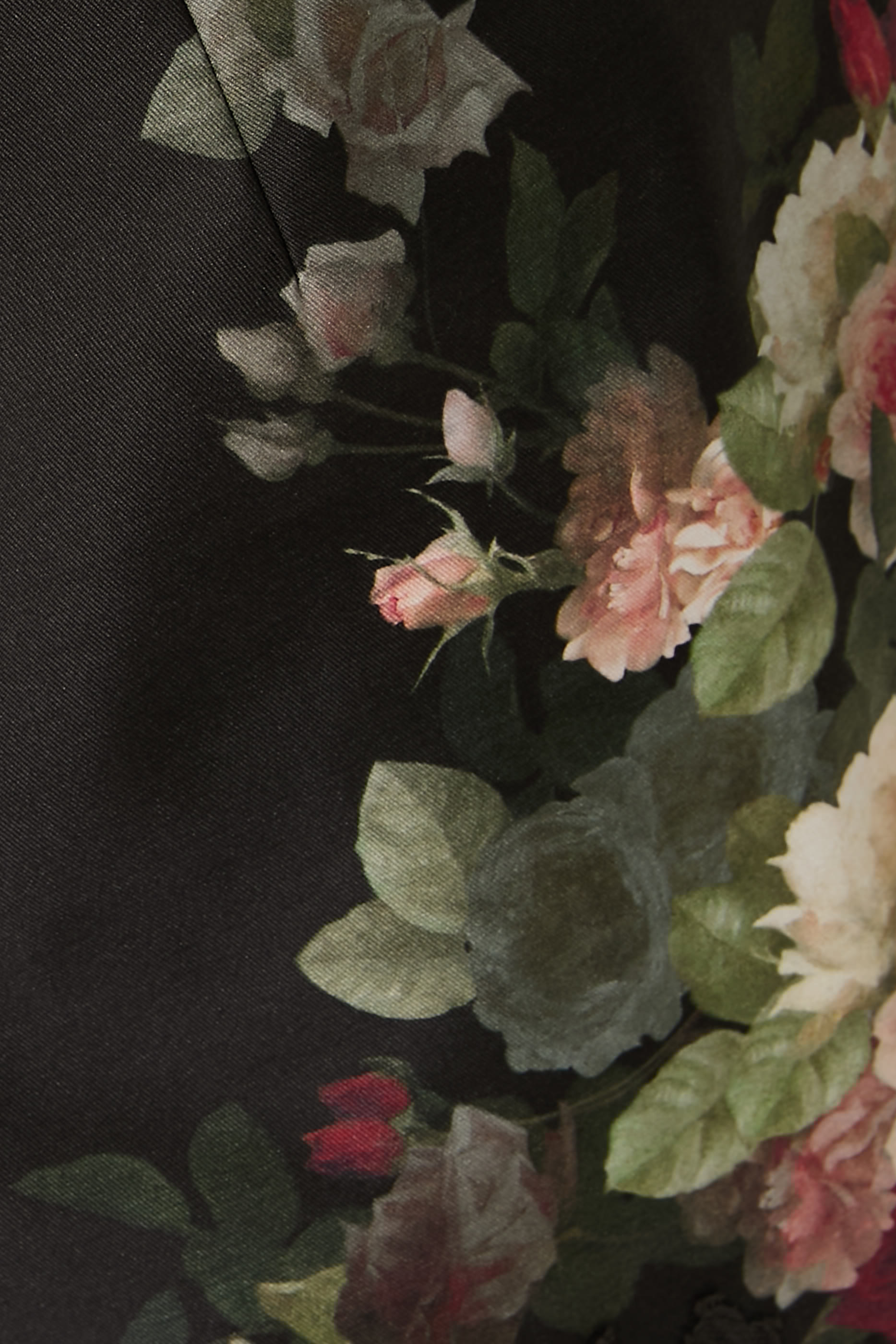 شورت هيبنوتيك بحافة دانتيل