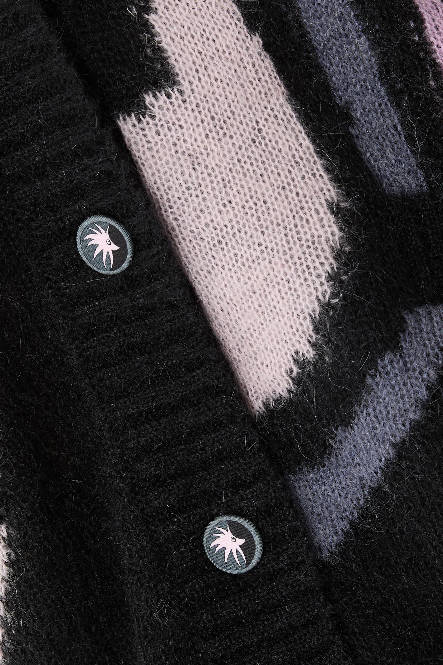 كارديجان بنقشة تجريدية