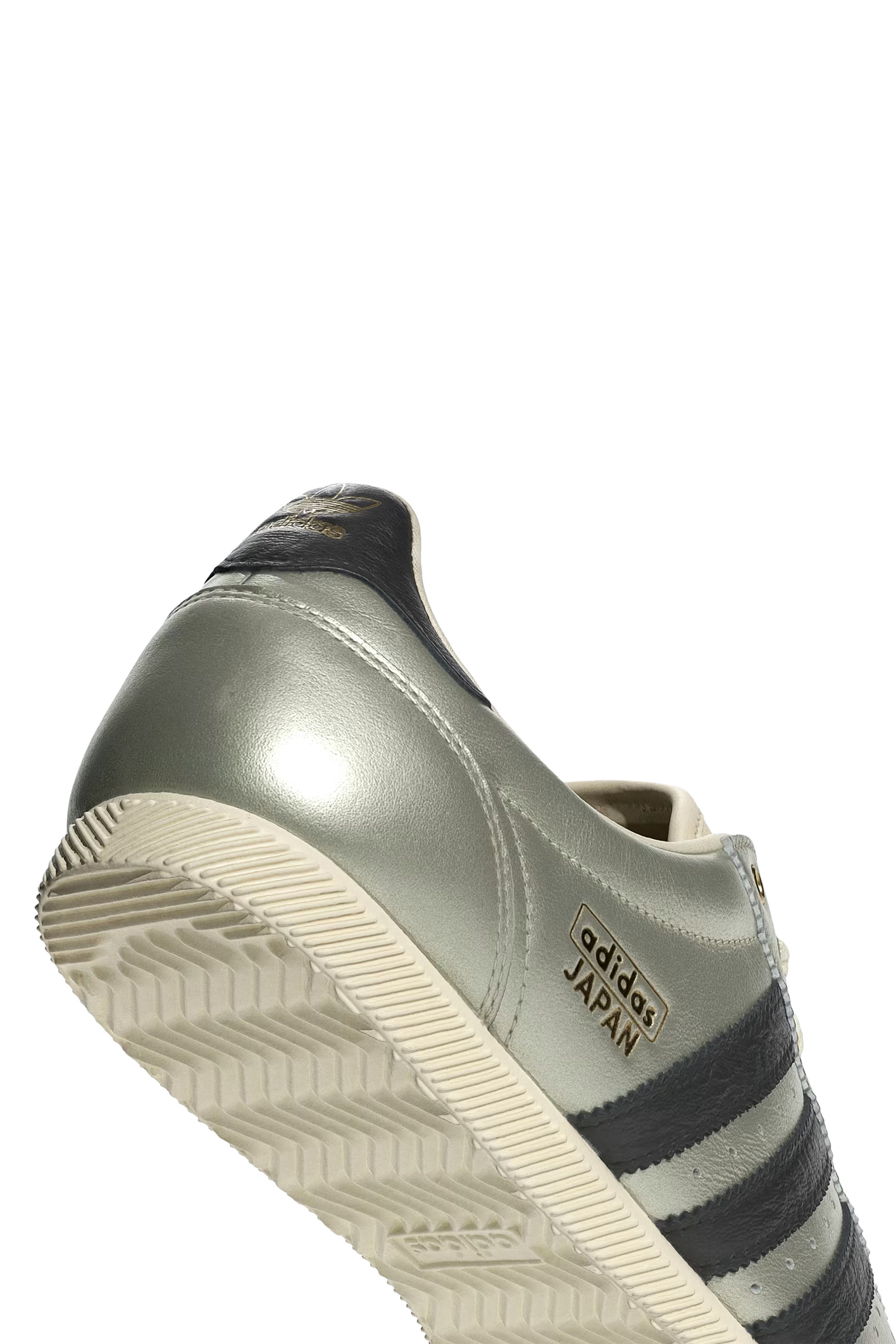 سنيكرز جابان