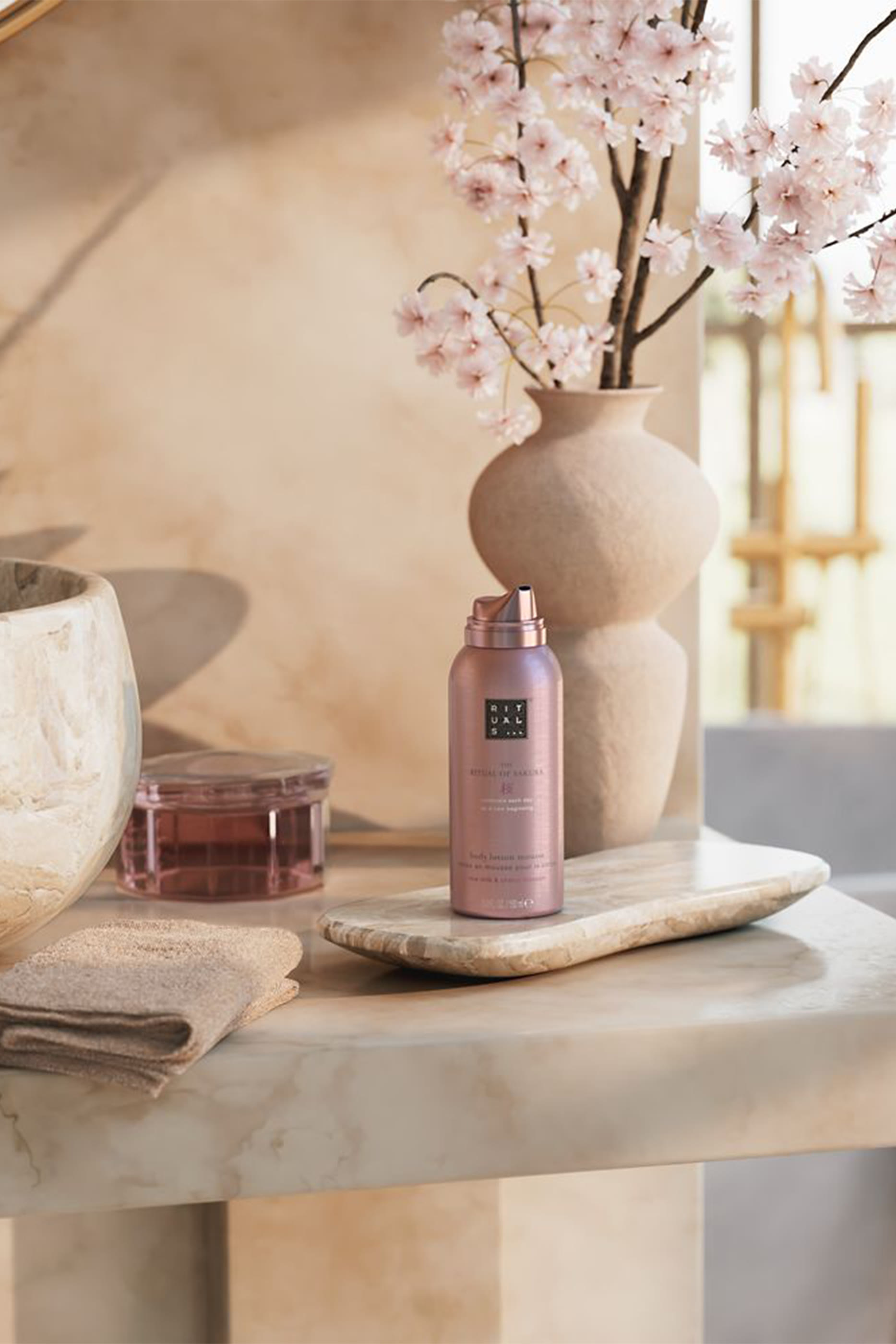 لوشن الجسم موس ذا ريتوال اوف ساكورا