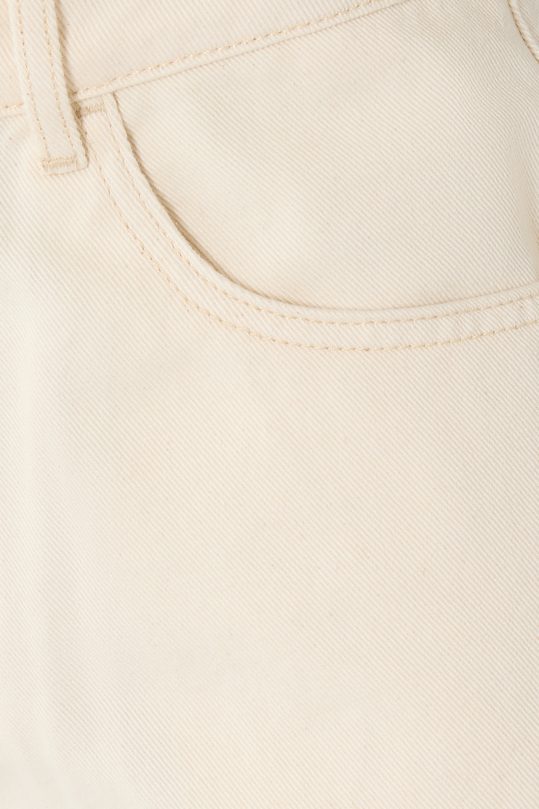 شورت بقصة واسعة دنيم