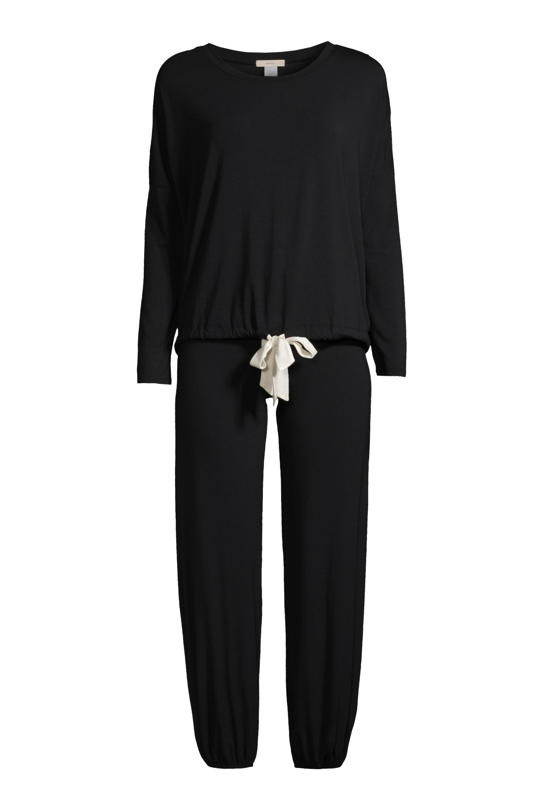 طقم بيجامة جيزيل بقصة مريحة