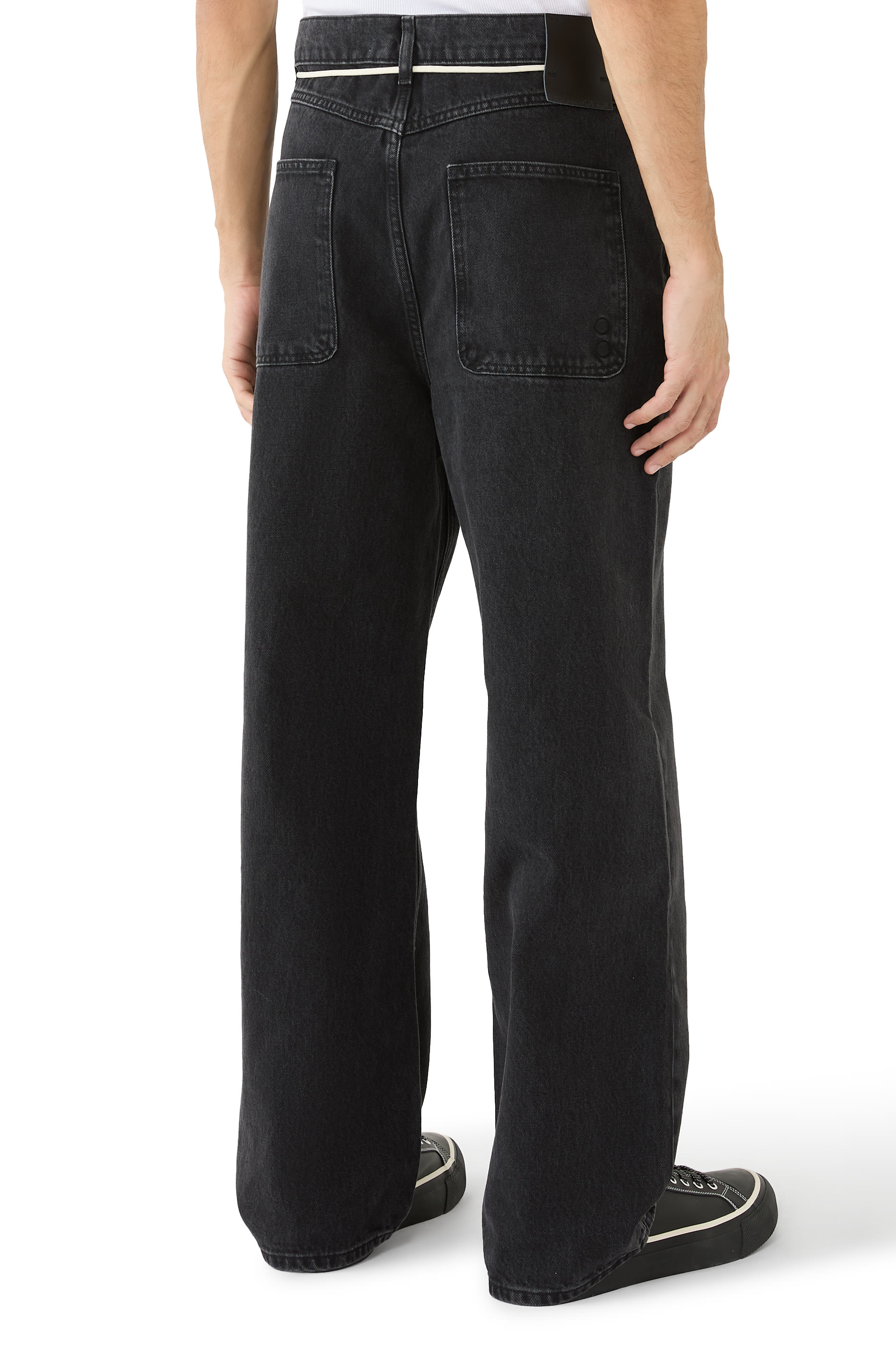 بنطال جينز بقصة مريحة دنيم