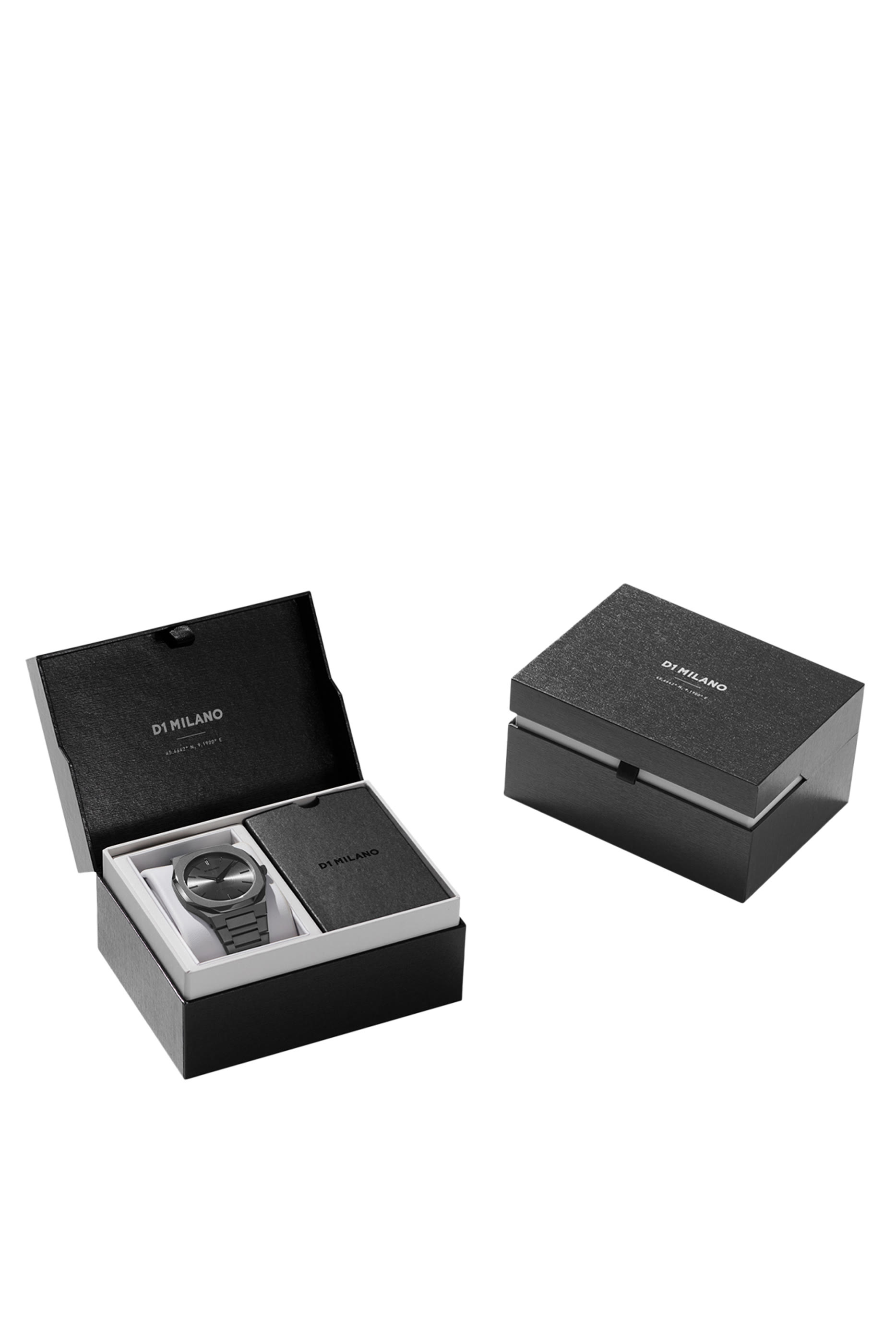 ساعة يو تي 40 بتصميم رفيع