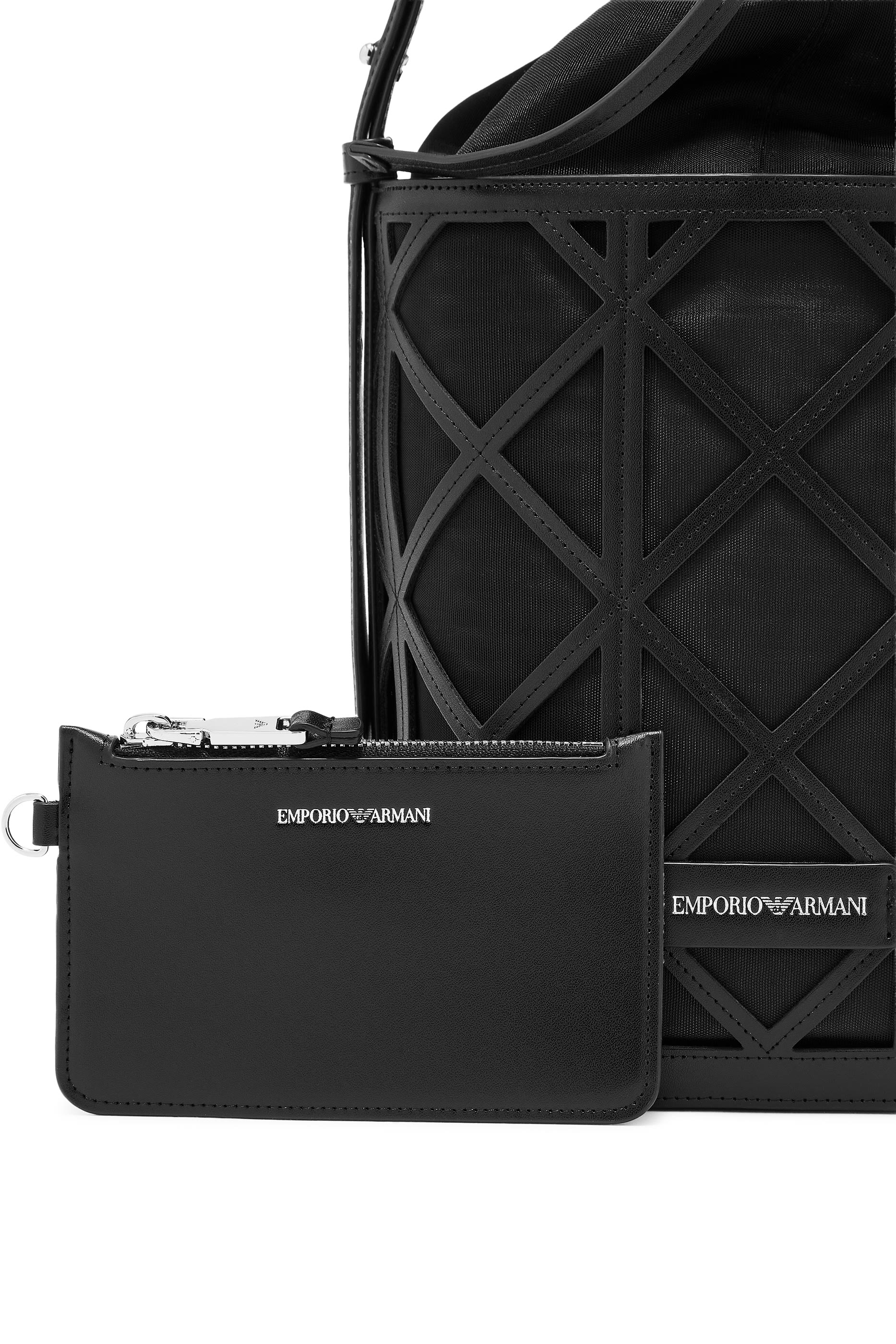 حقيبة باكيت بشعار الماركة جلد وقماش شبكي