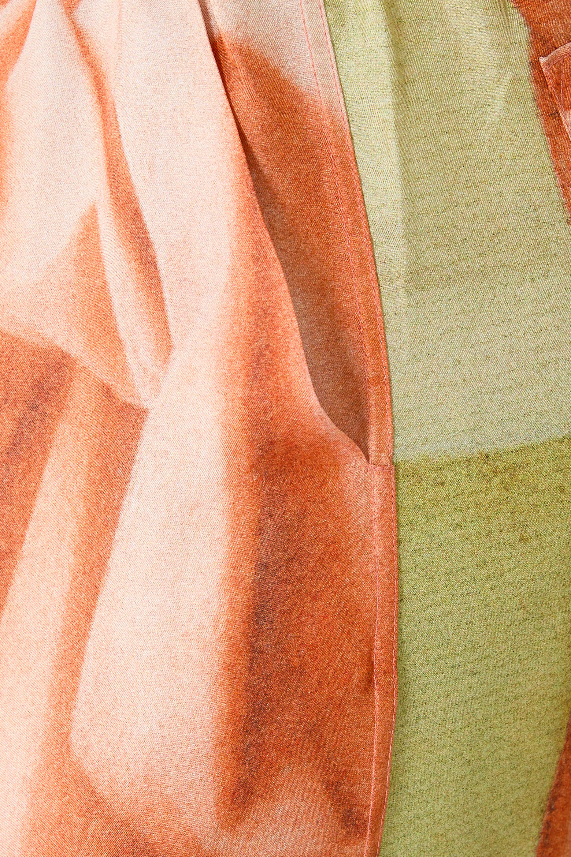 بنطال مانويلا بقصة مريحة