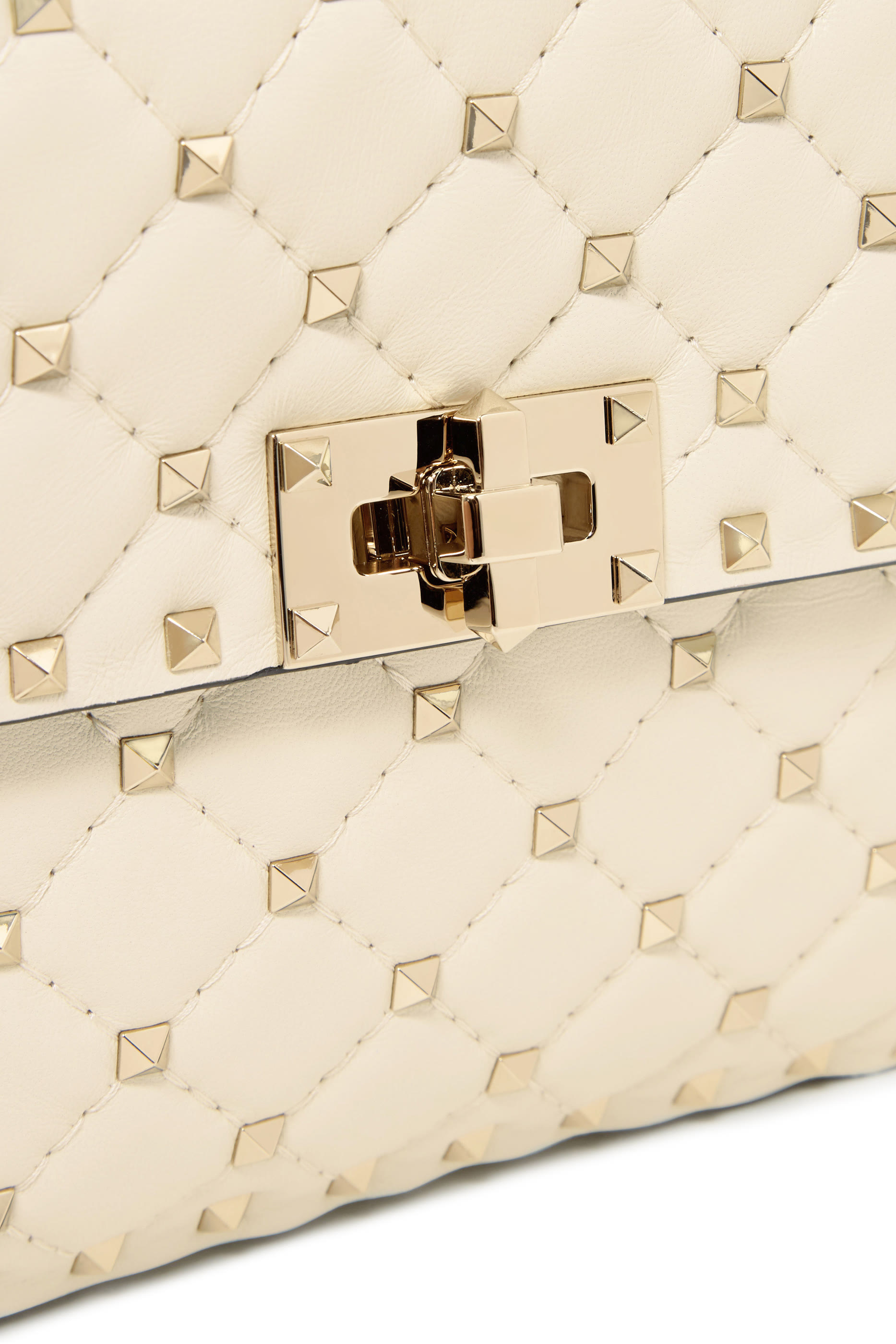 حقيبة كتف بحلي هرمية مدببة