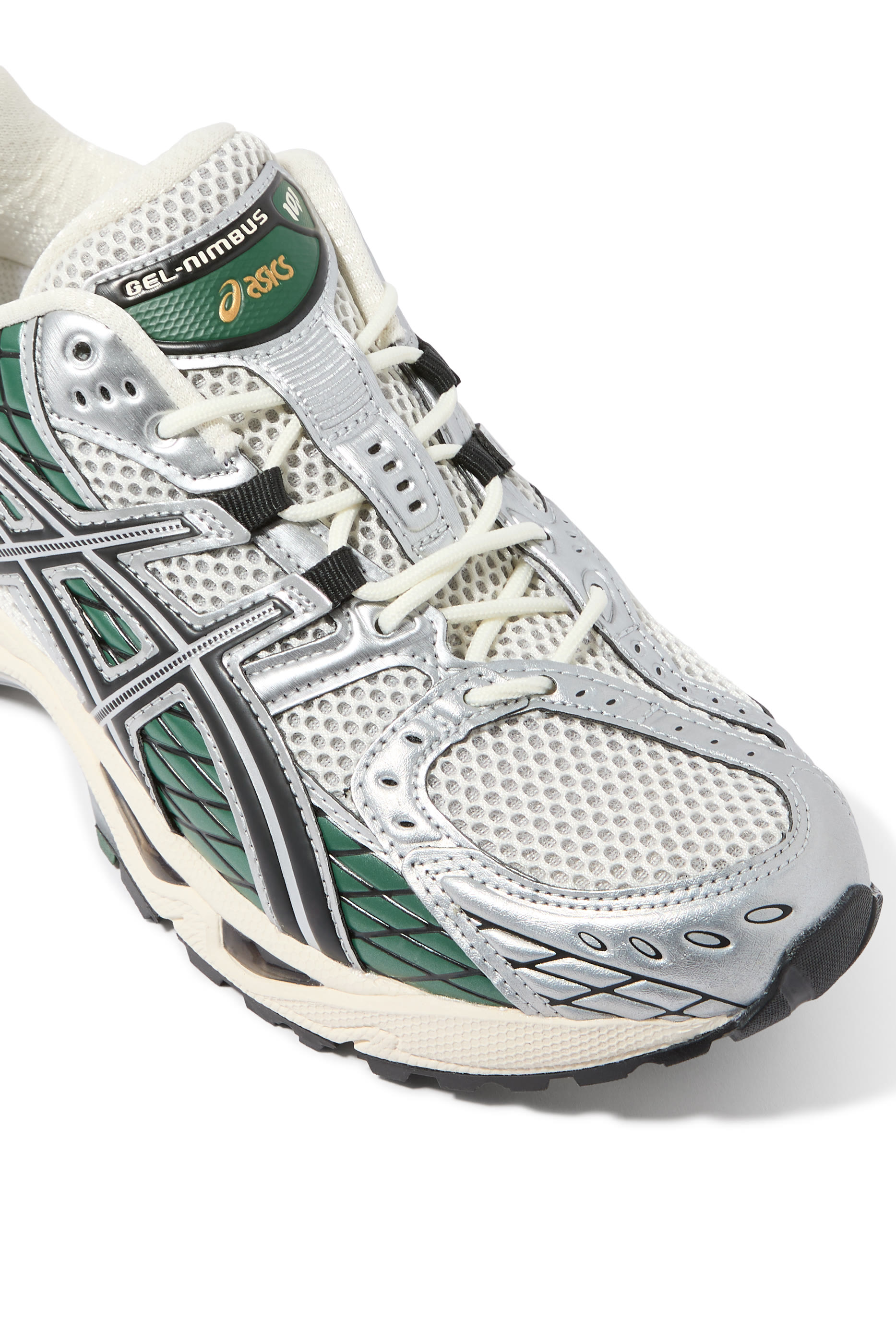 سنيكرز جل نيمبوس 10.1