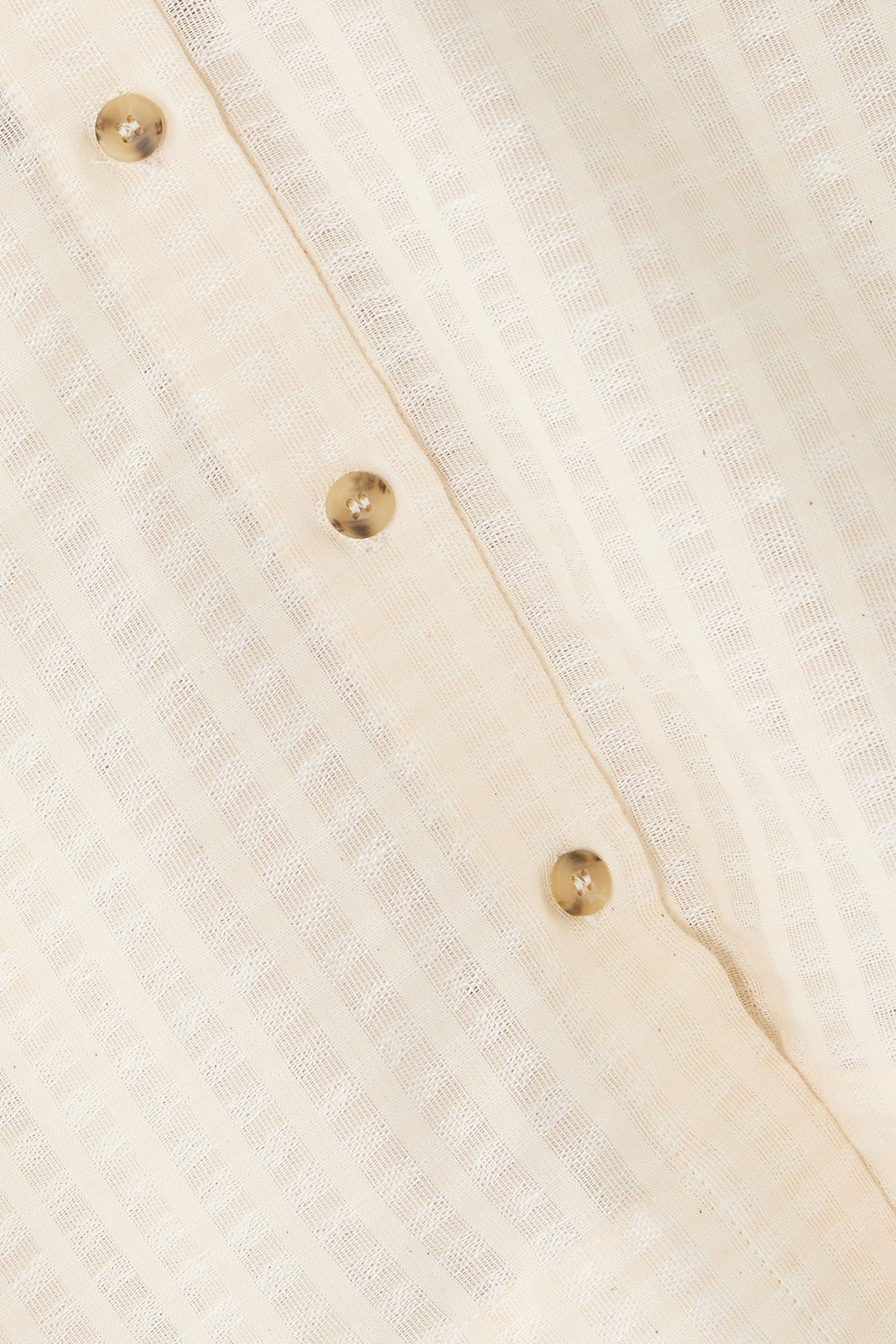 قميص مونتوك