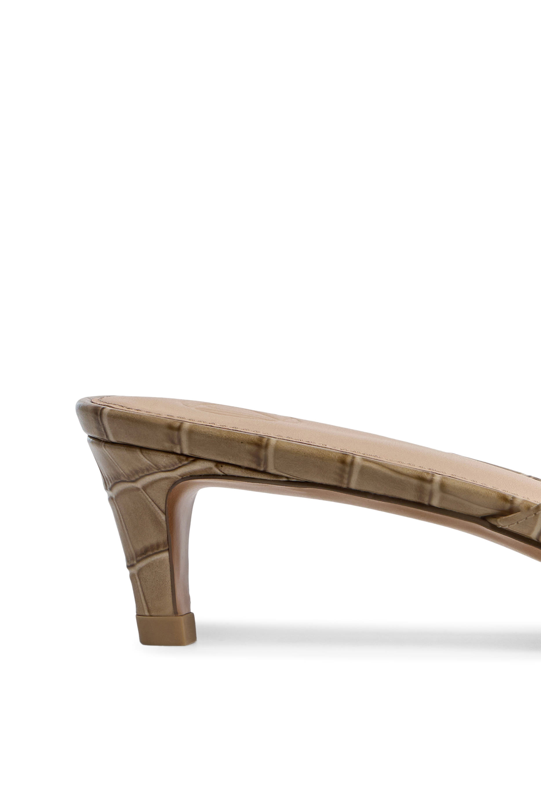 حذاء مفتوح بنقشة جلد تمساح 40 جلد