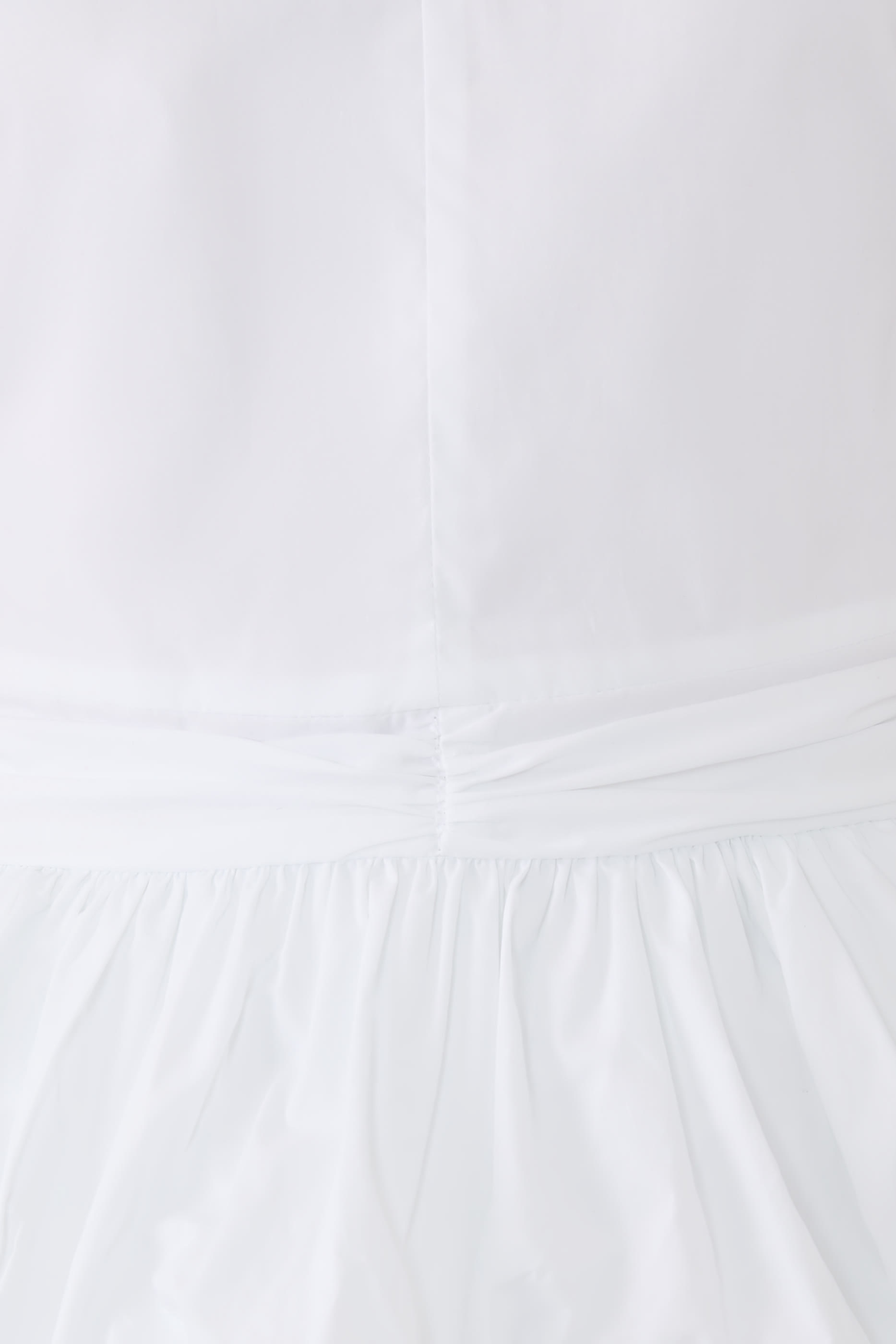 بلوزة أليكس بحافة جرس قطن بوبلين