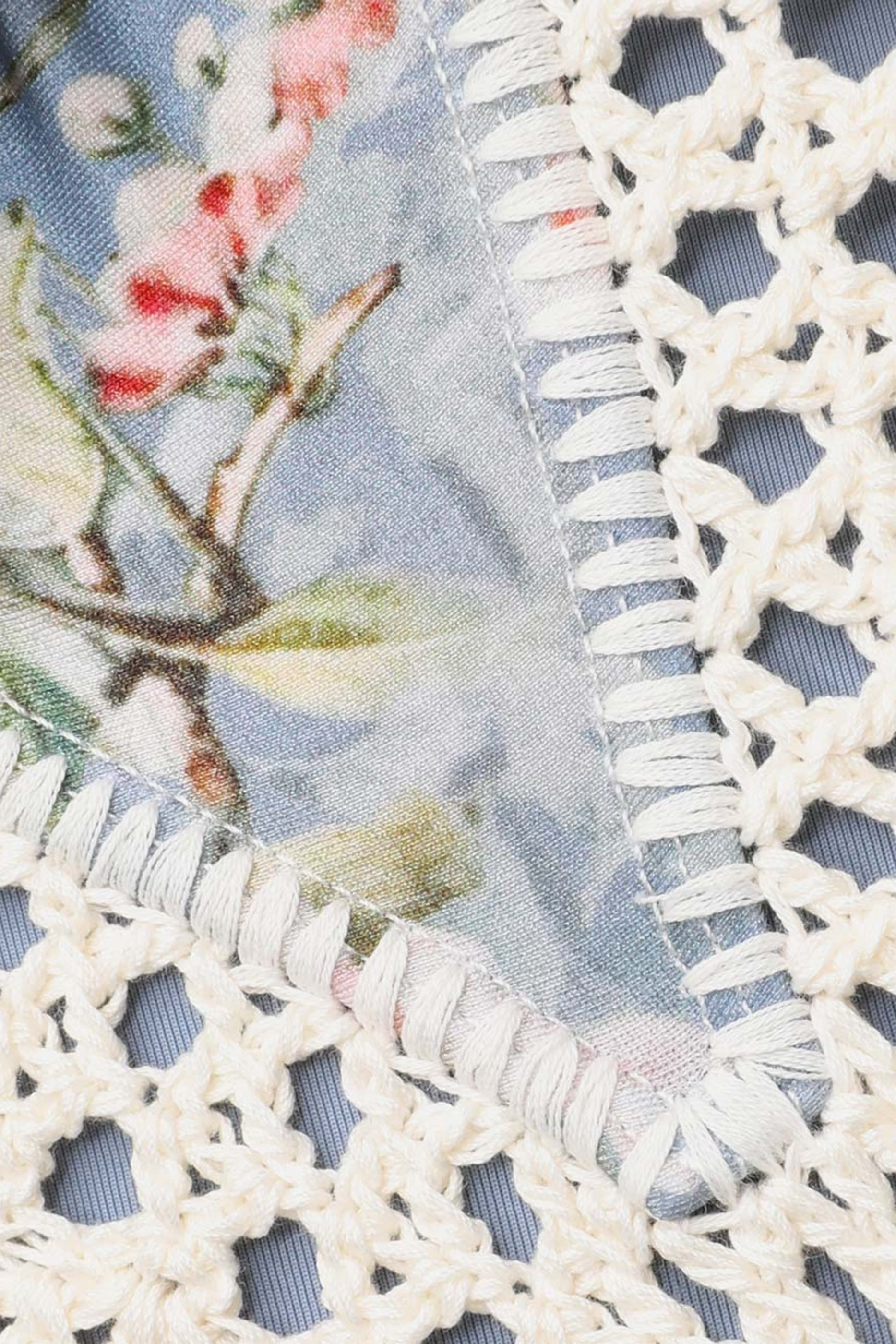 بدلة سباحة كاسكاديان بتصميم قطعة واحدة بحلقة مزينة بكروشيه