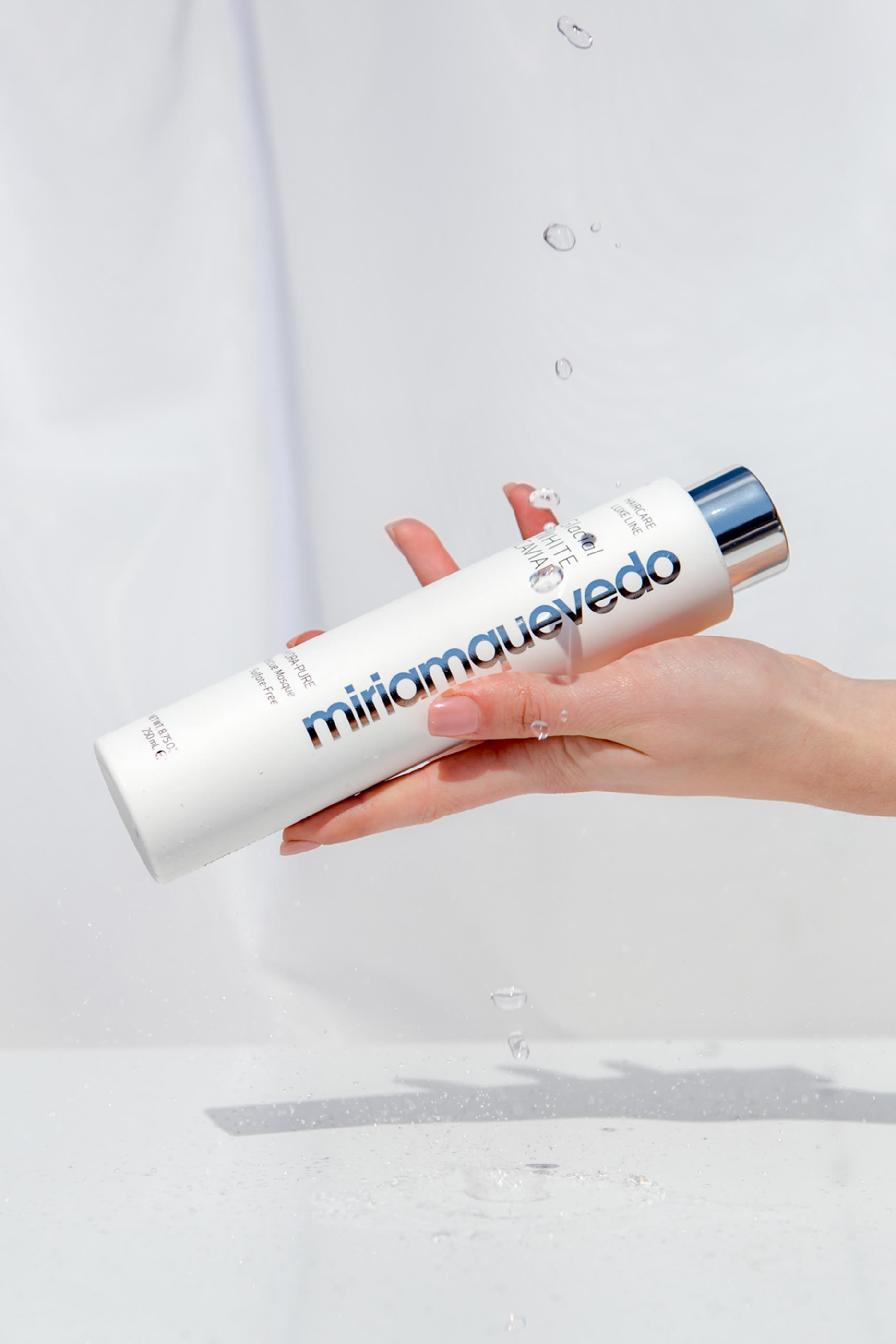 قناع غليشيال وايت كافيار لترطيب وإصلاح فائق